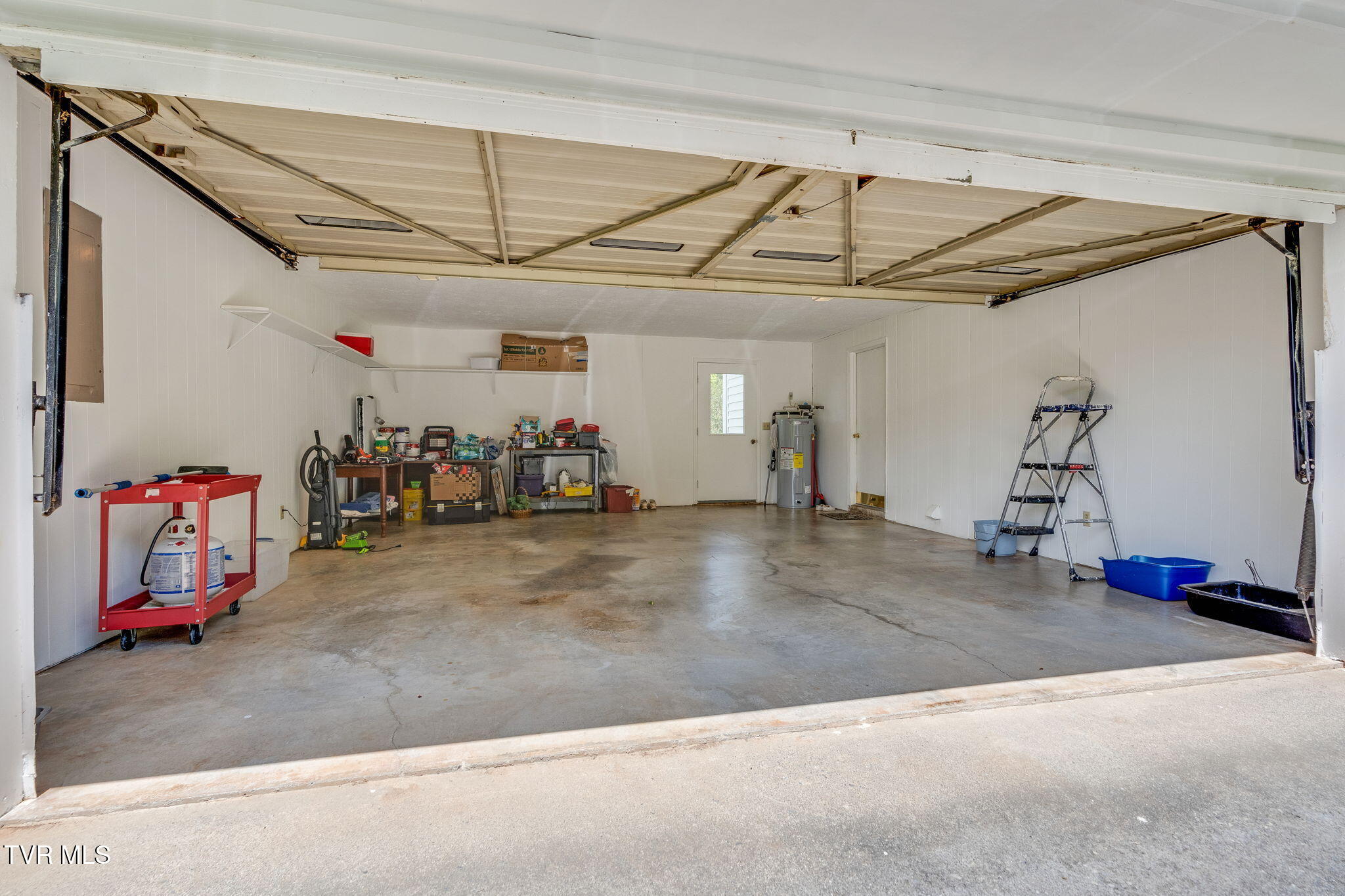 1712 Colonial Ridge Road