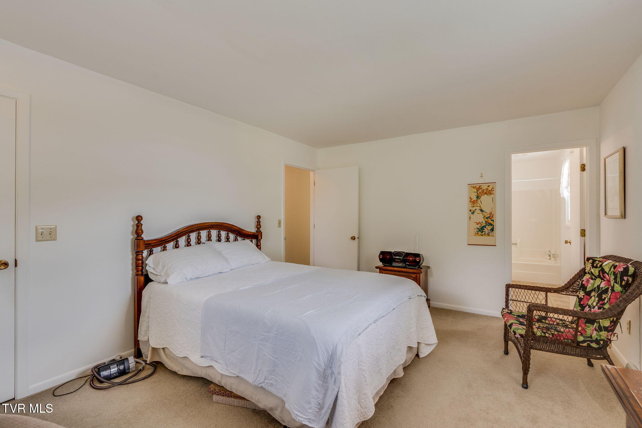 1712 Colonial Ridge Road
