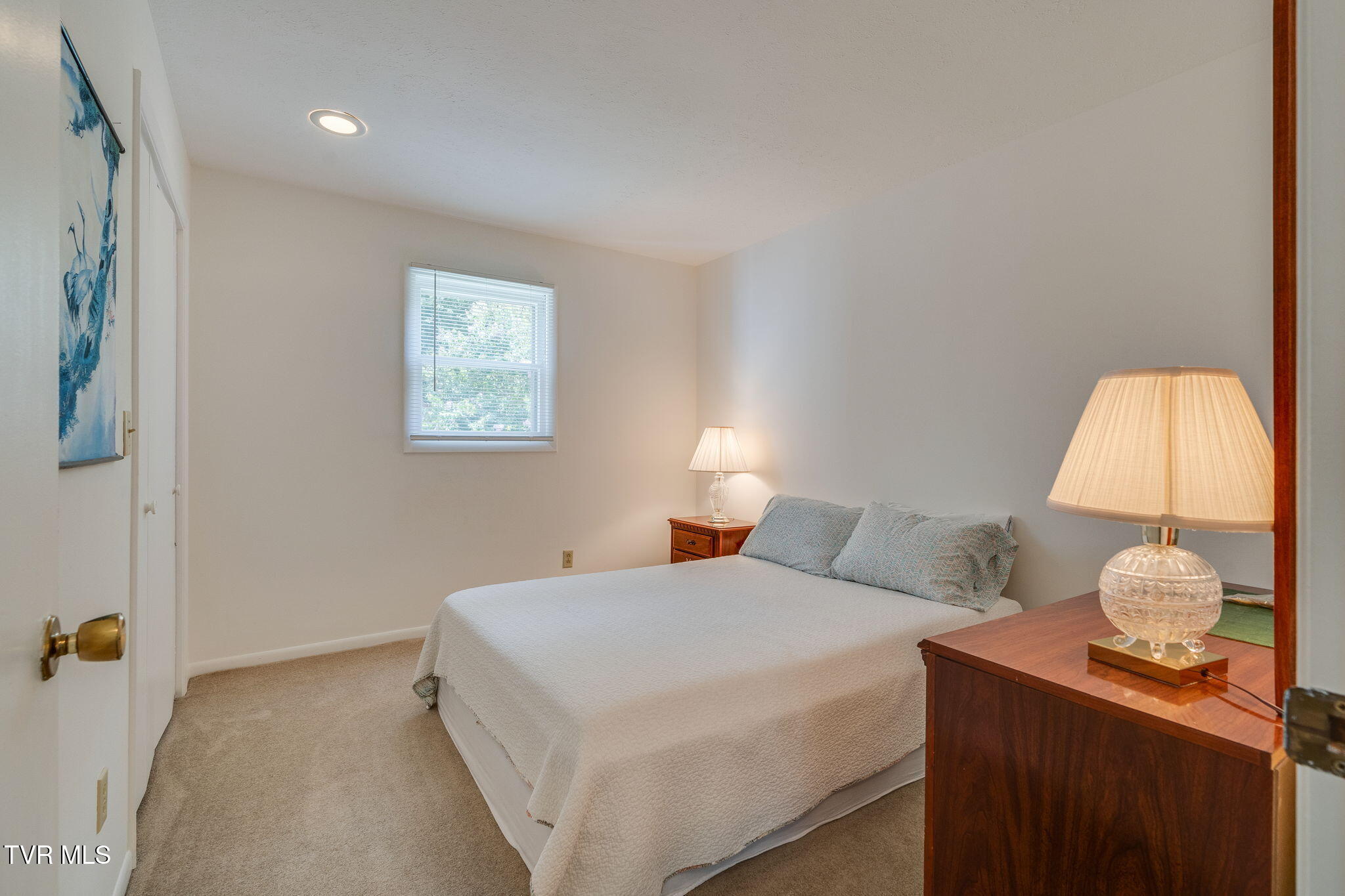 1712 Colonial Ridge Road