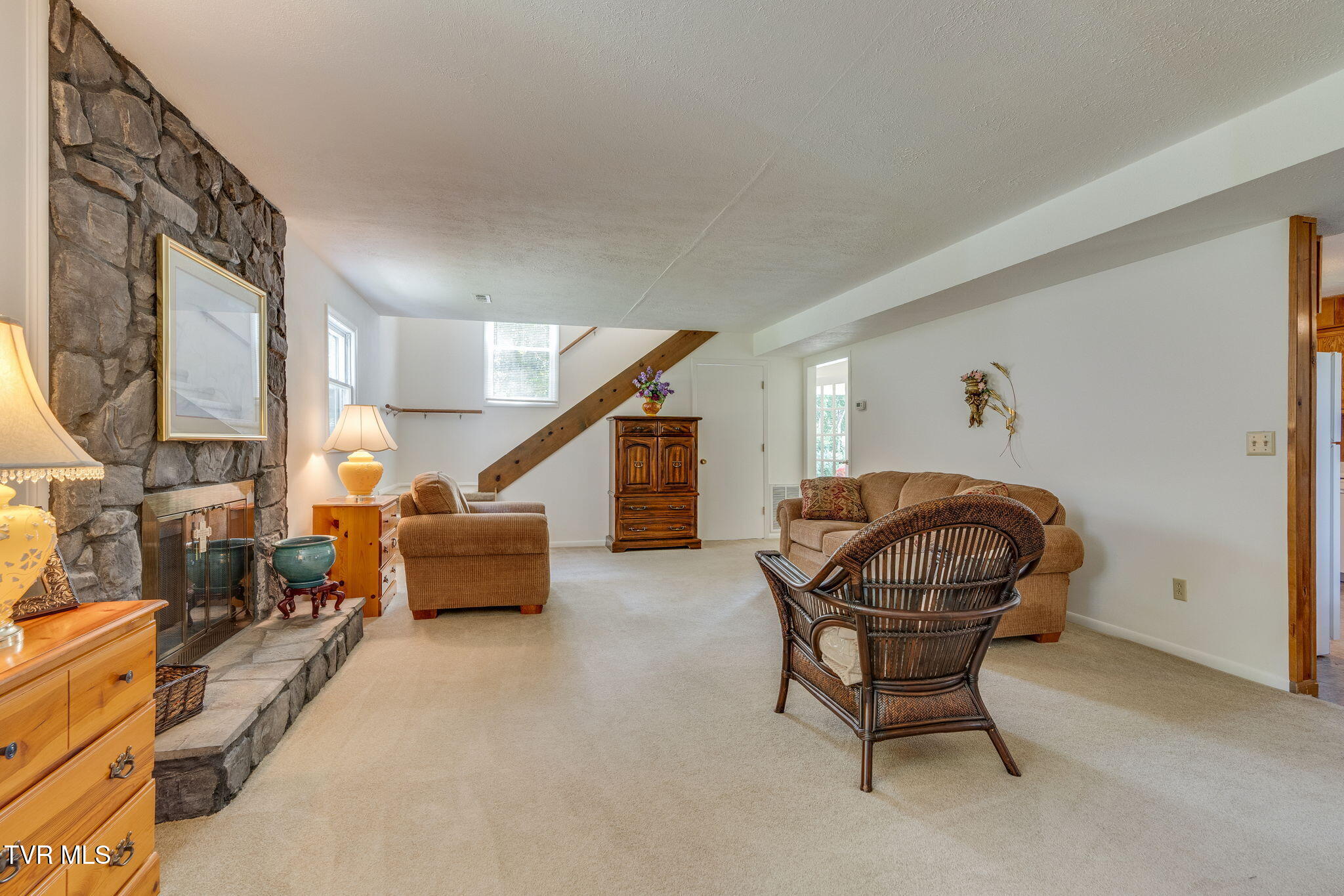 1712 Colonial Ridge Road