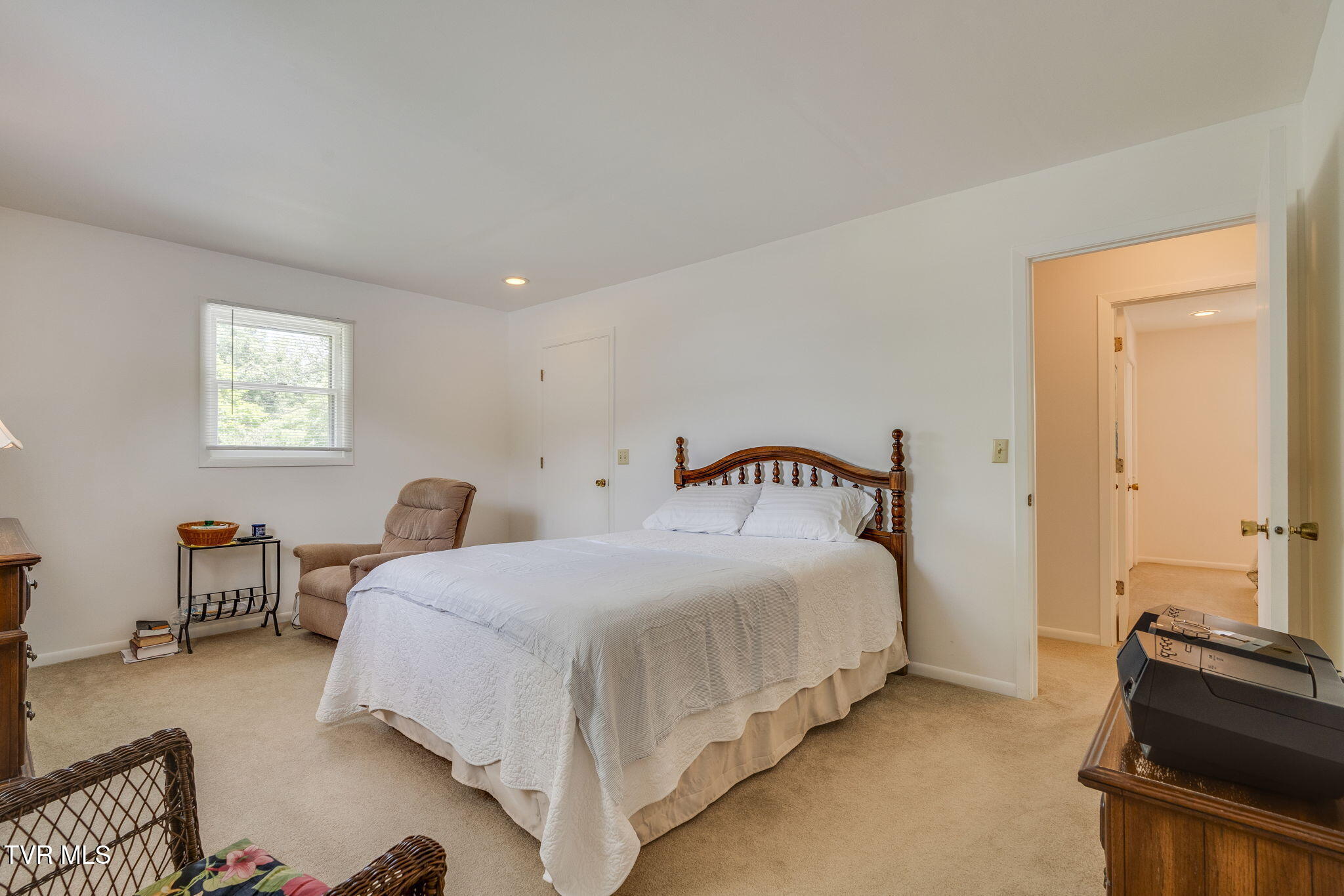 1712 Colonial Ridge Road