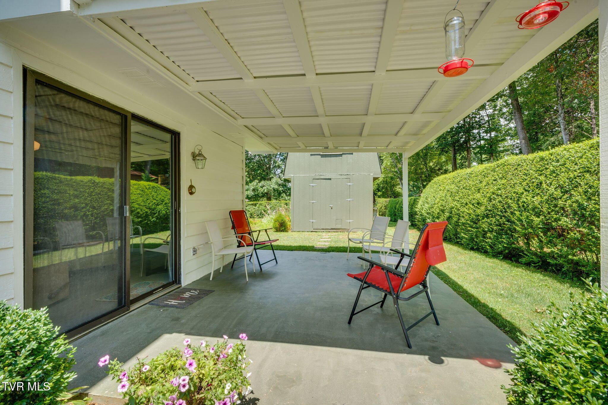 1712 Colonial Ridge Road