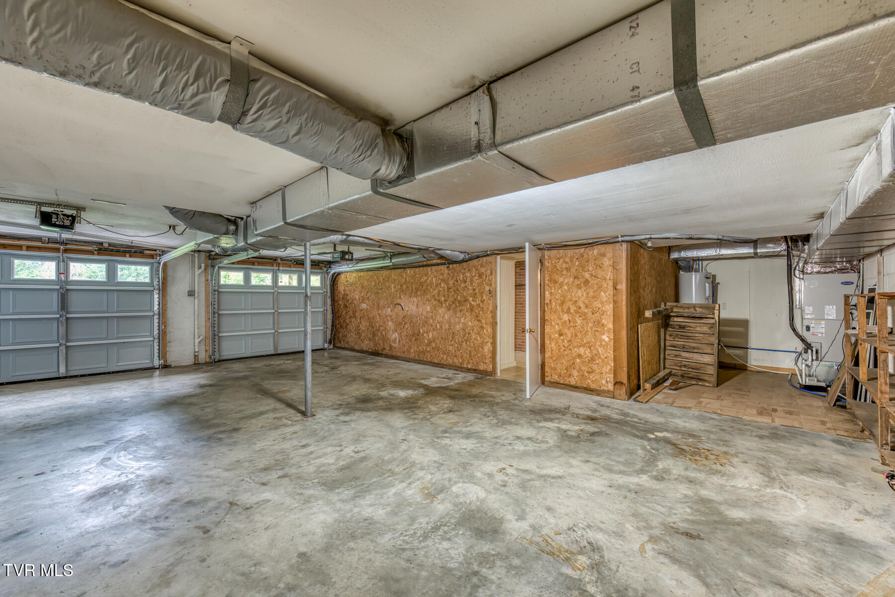 2233 Pendragon Road