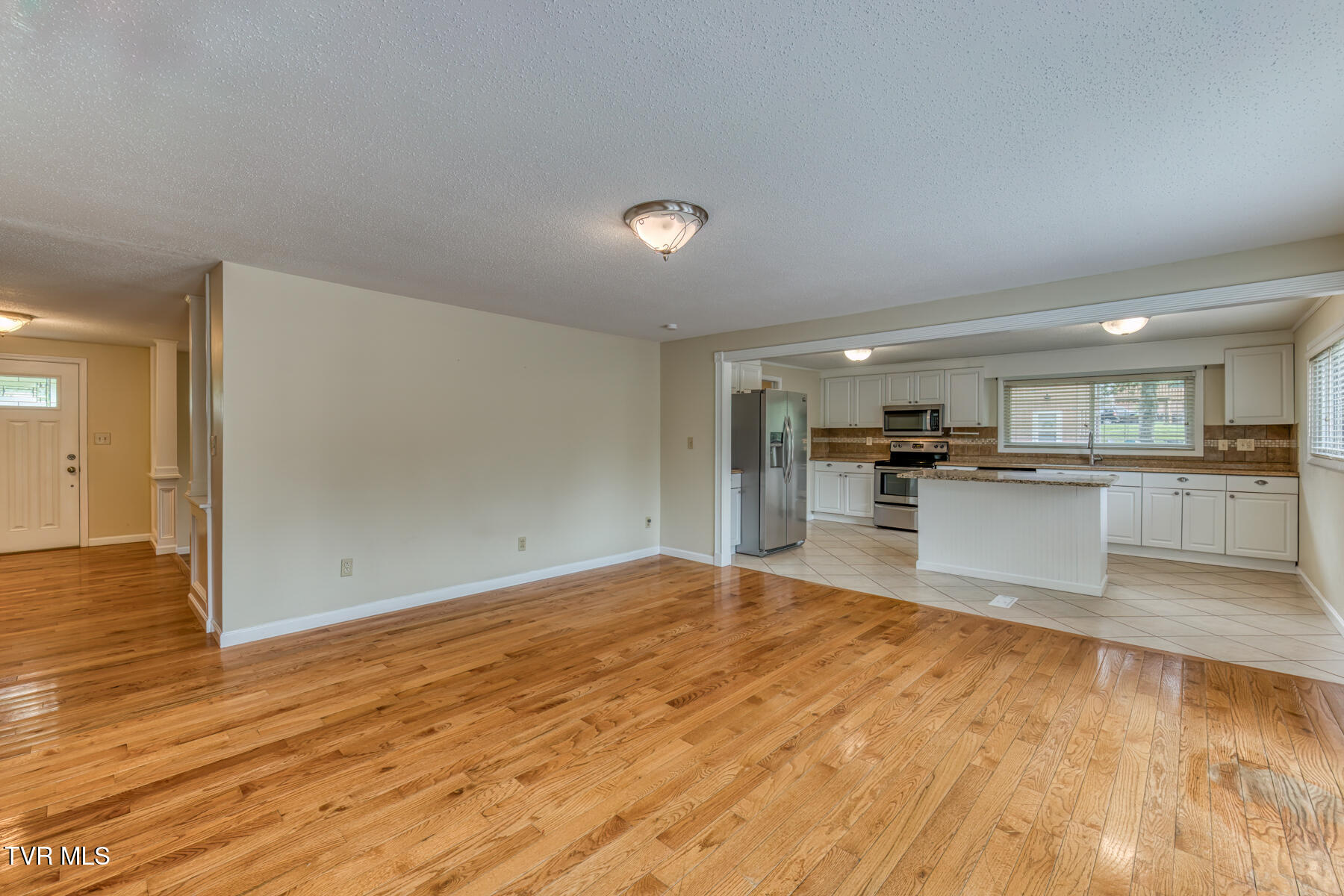 2233 Pendragon Road