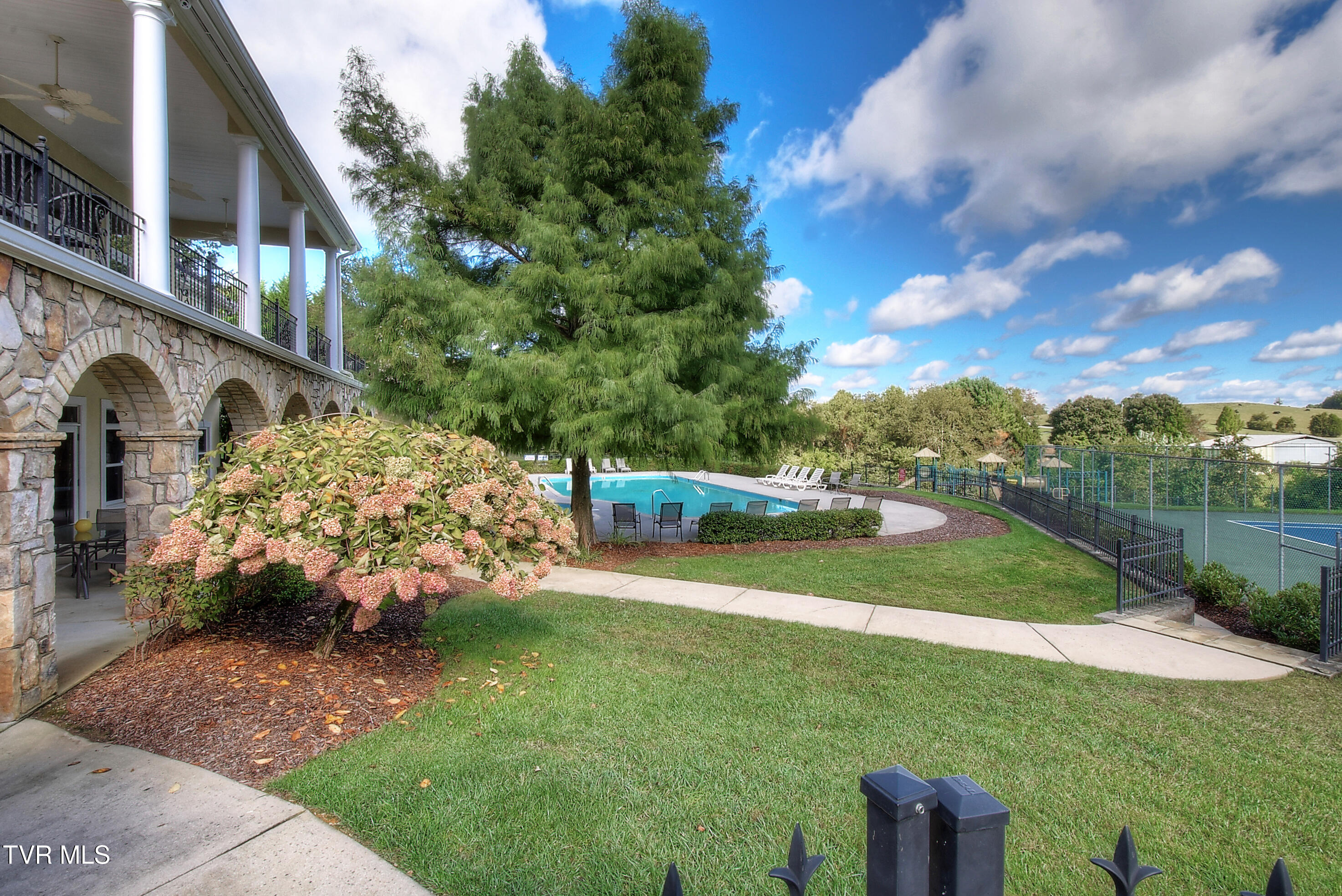 2388 Crescent Lake Place