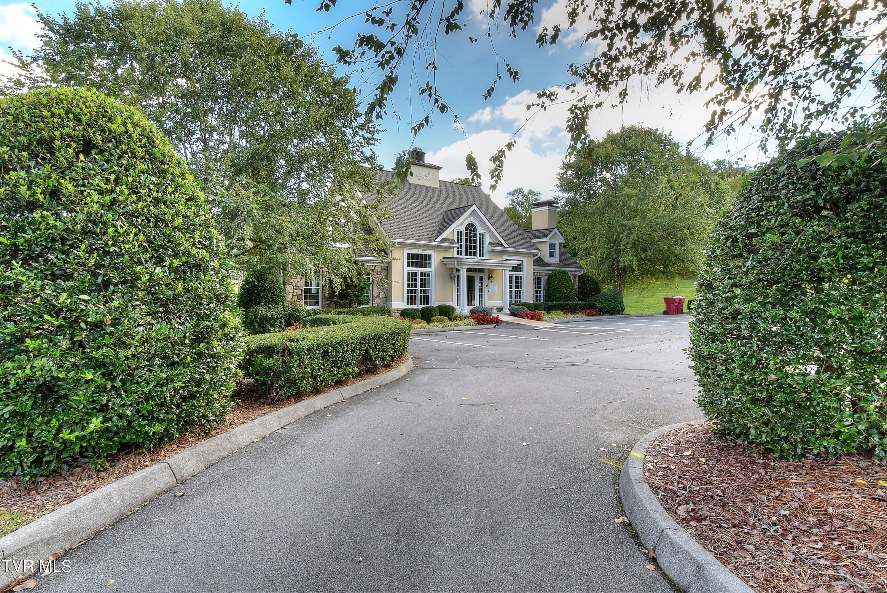 2388 Crescent Lake Place