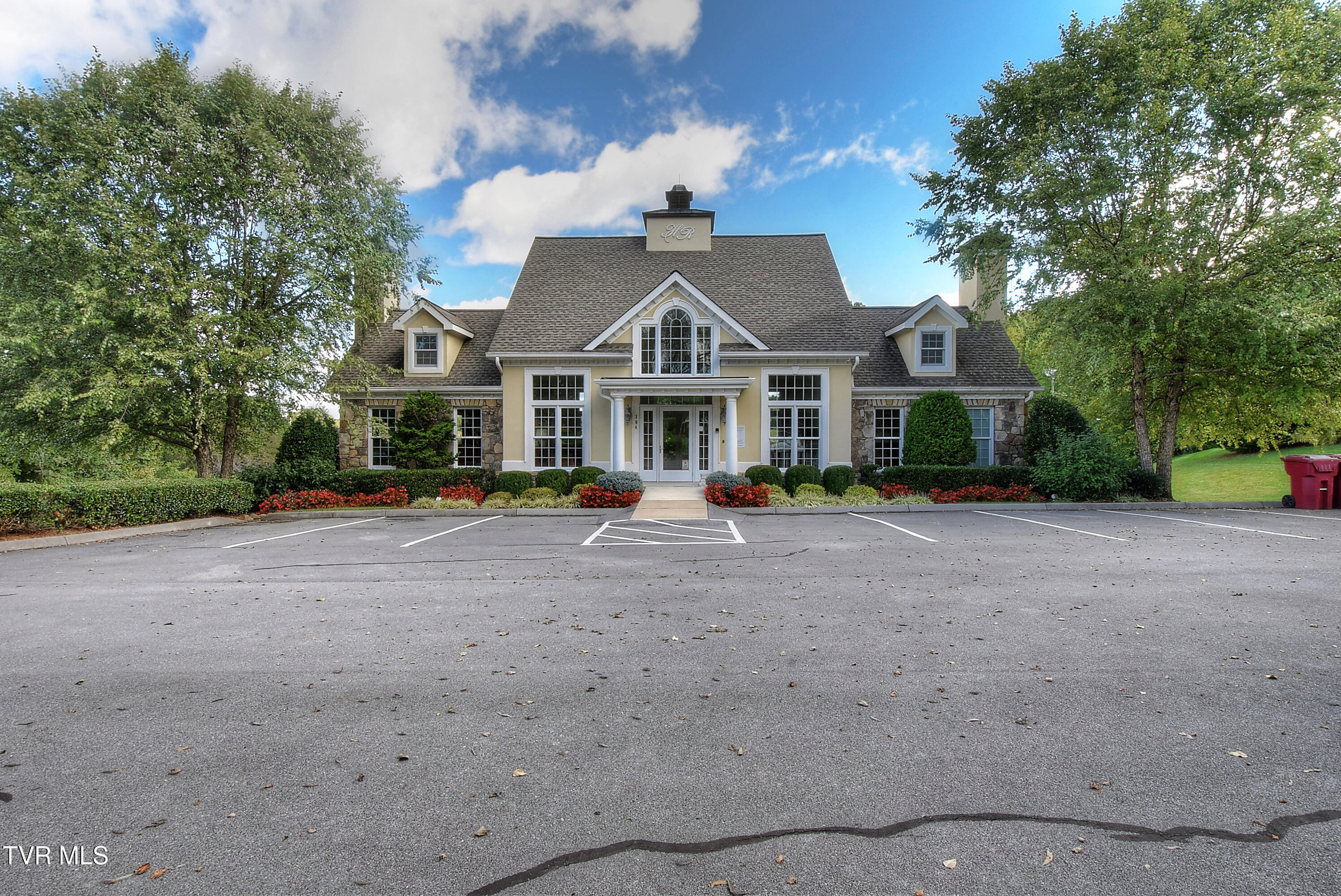 2388 Crescent Lake Place