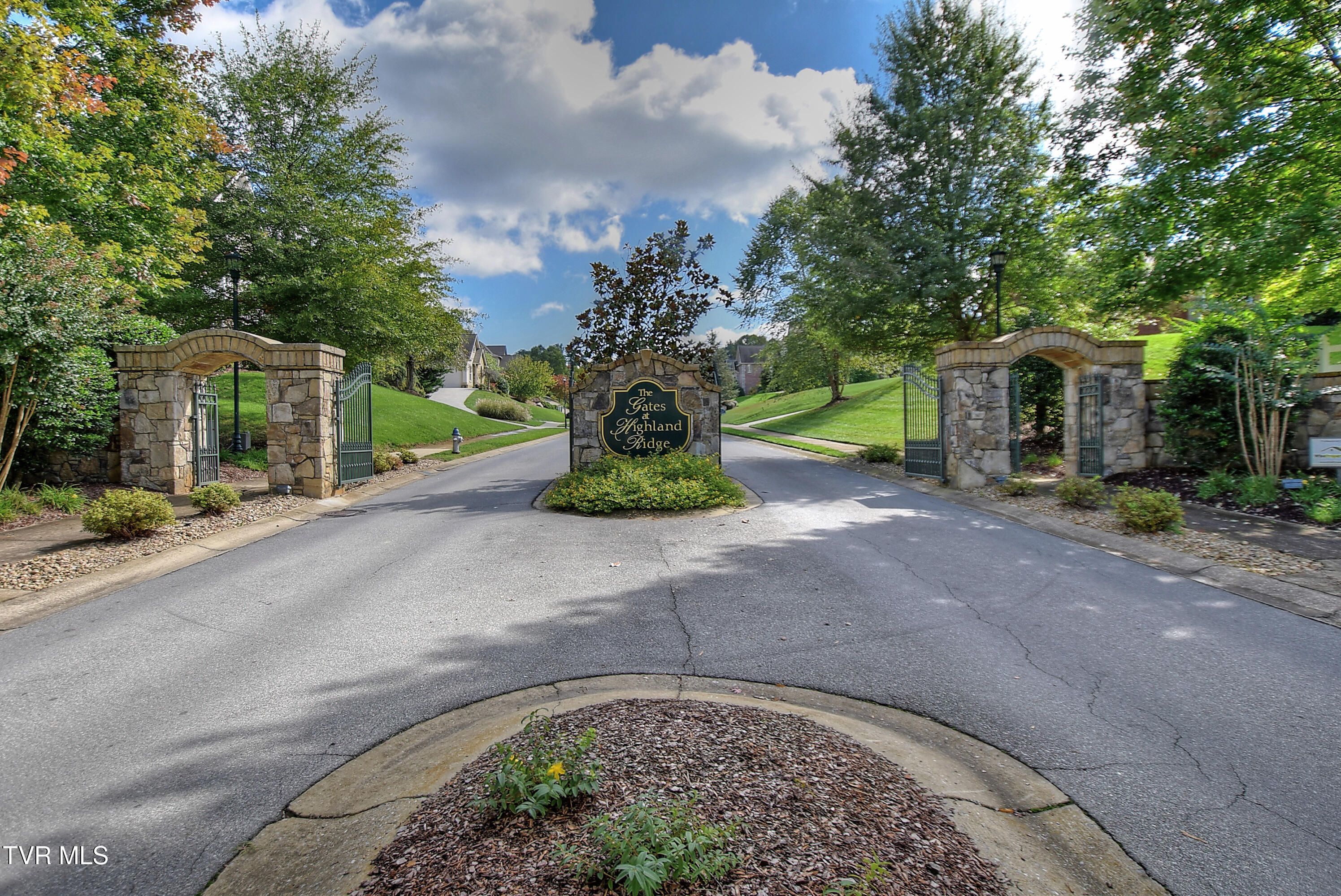 2388 Crescent Lake Place
