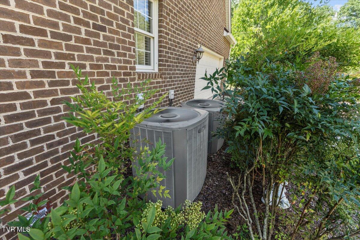 2388 Crescent Lake Place