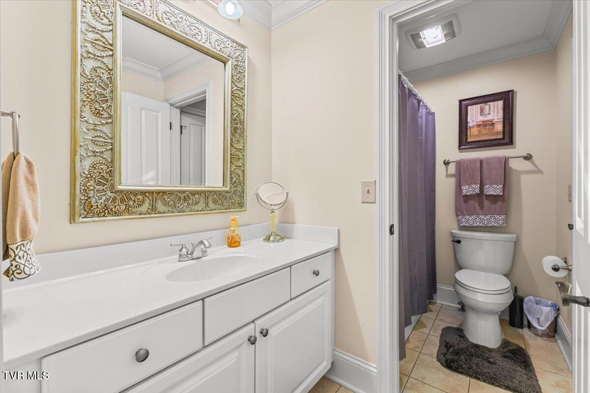 2388 Crescent Lake Place