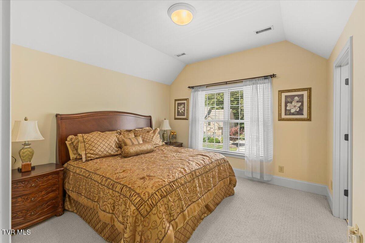 2388 Crescent Lake Place