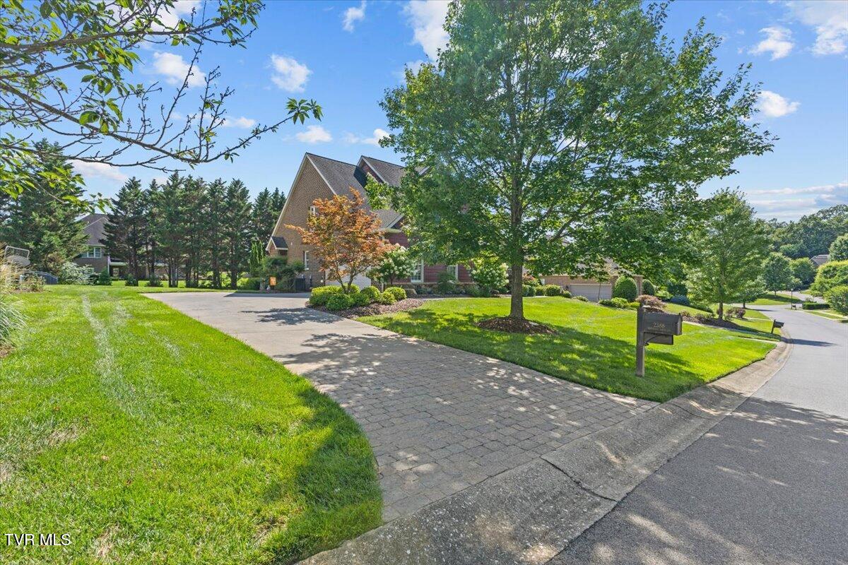 2388 Crescent Lake Place