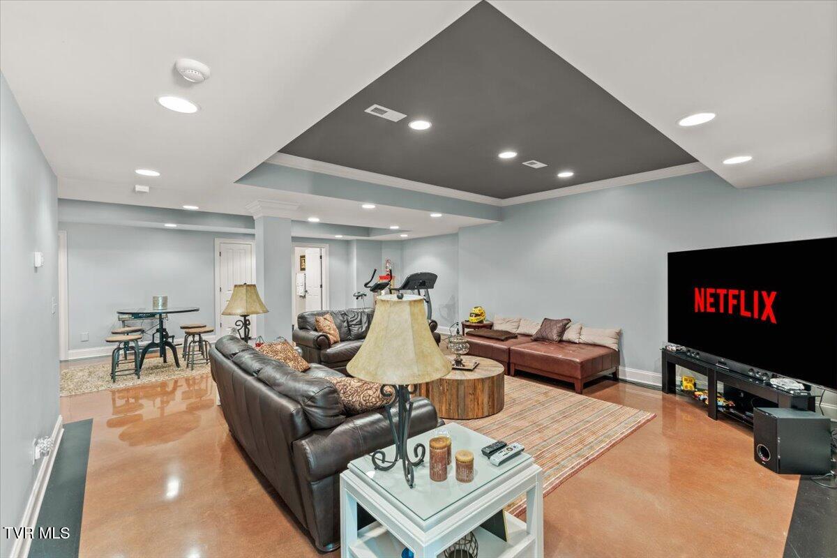 2388 Crescent Lake Place