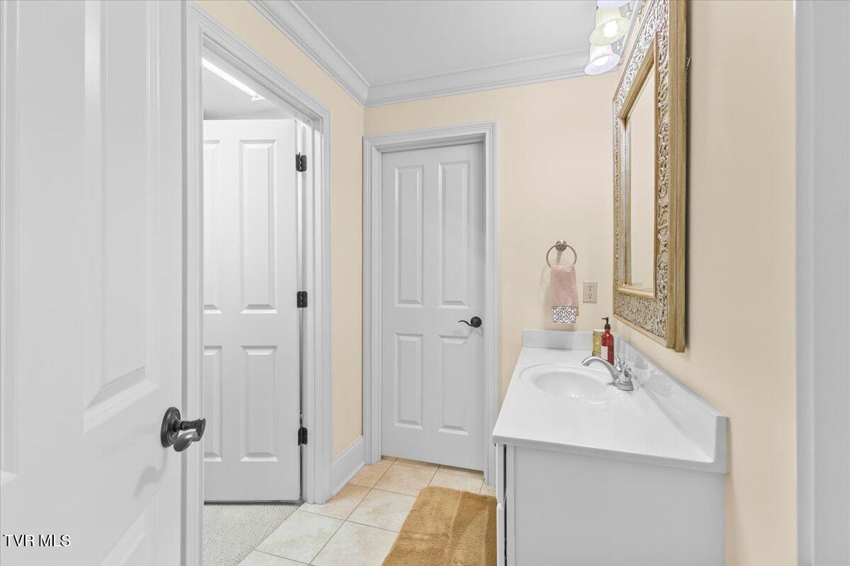 2388 Crescent Lake Place