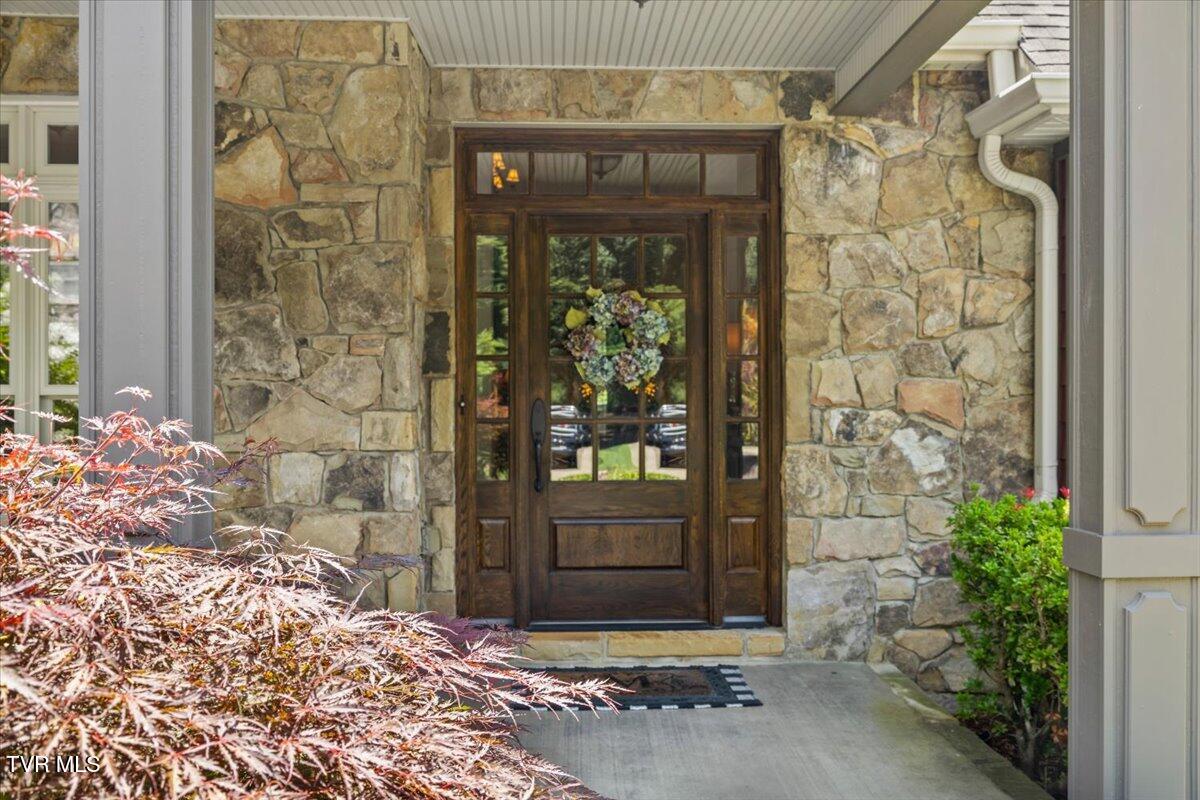 2388 Crescent Lake Place