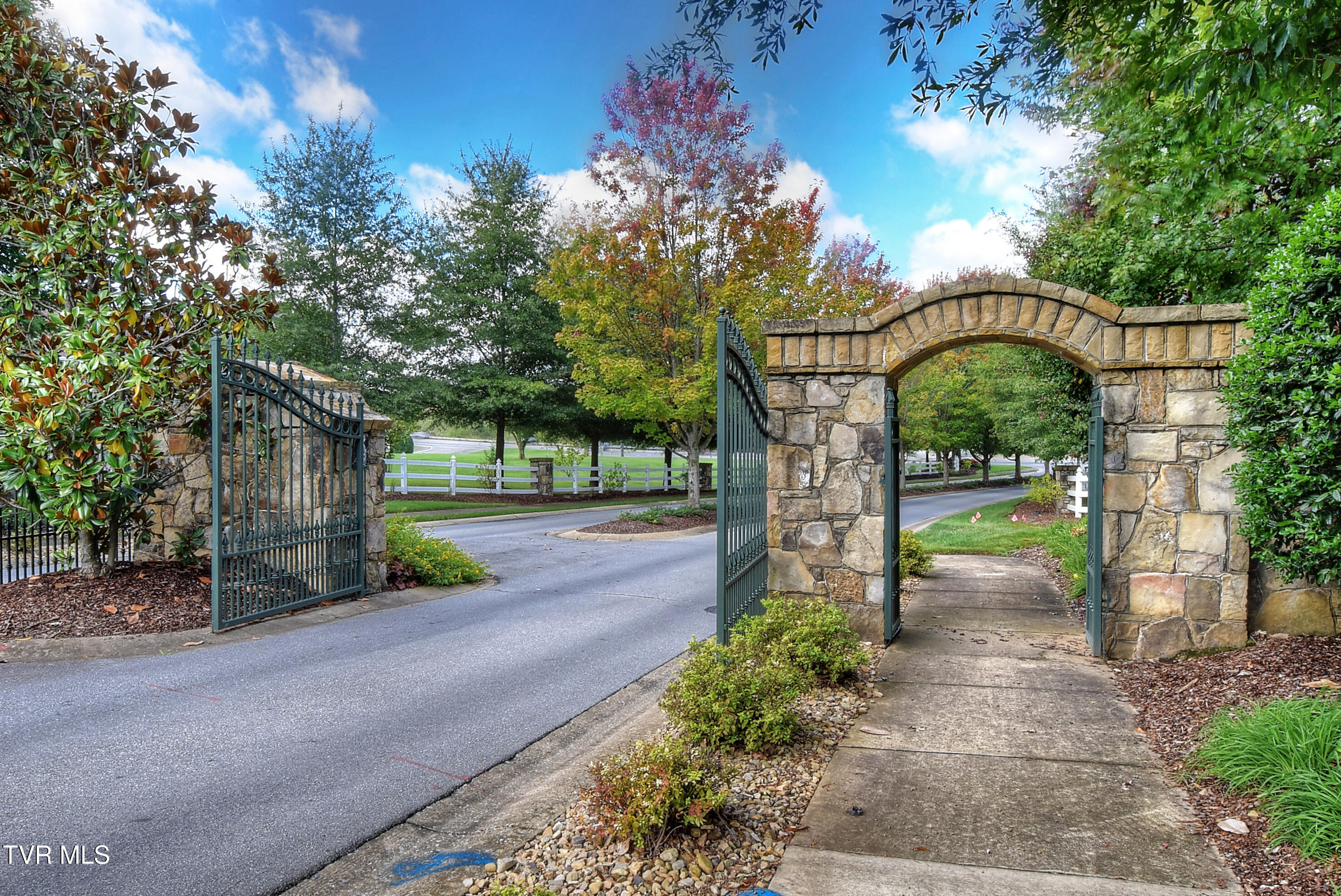2388 Crescent Lake Place