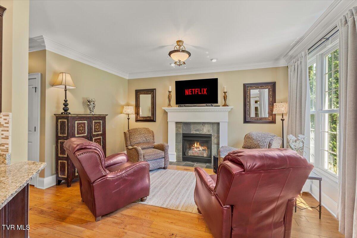 2388 Crescent Lake Place