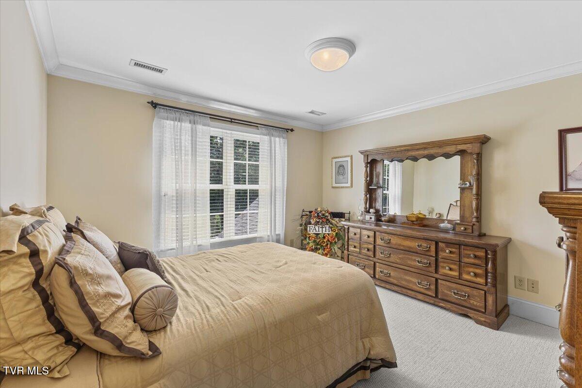 2388 Crescent Lake Place