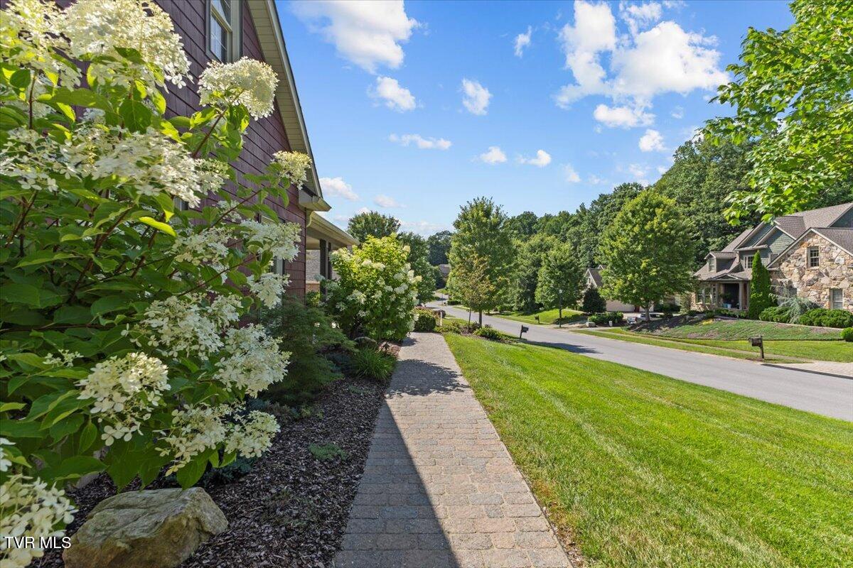 2388 Crescent Lake Place