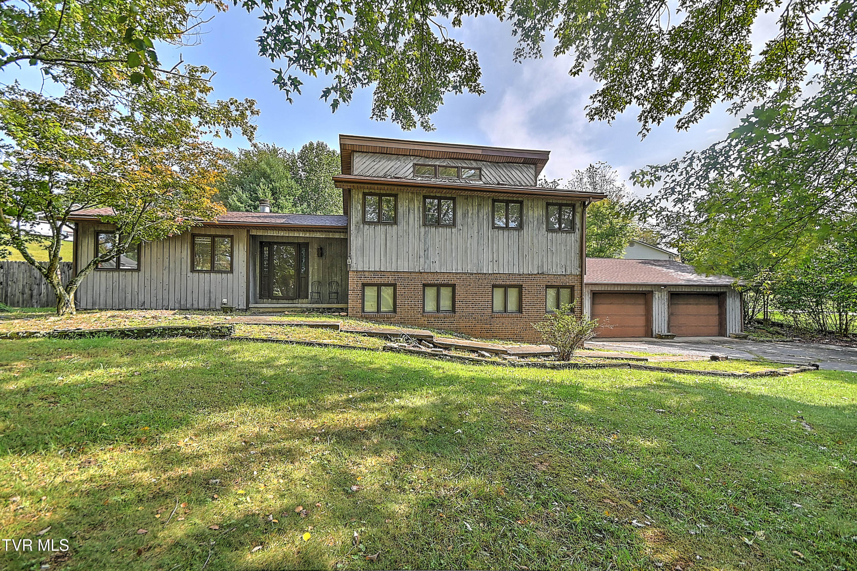 132 Tamarack Drive