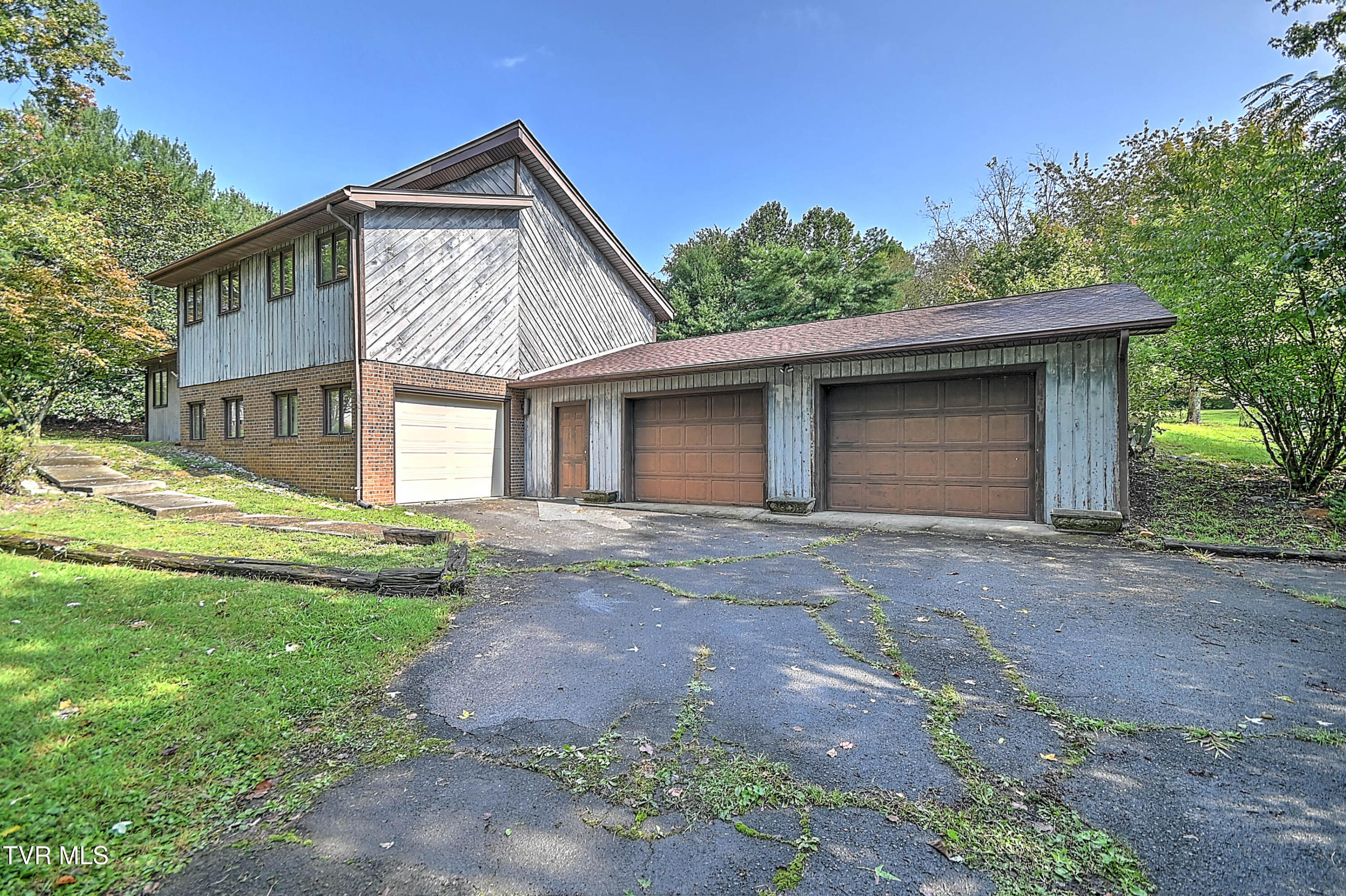 132 Tamarack Drive