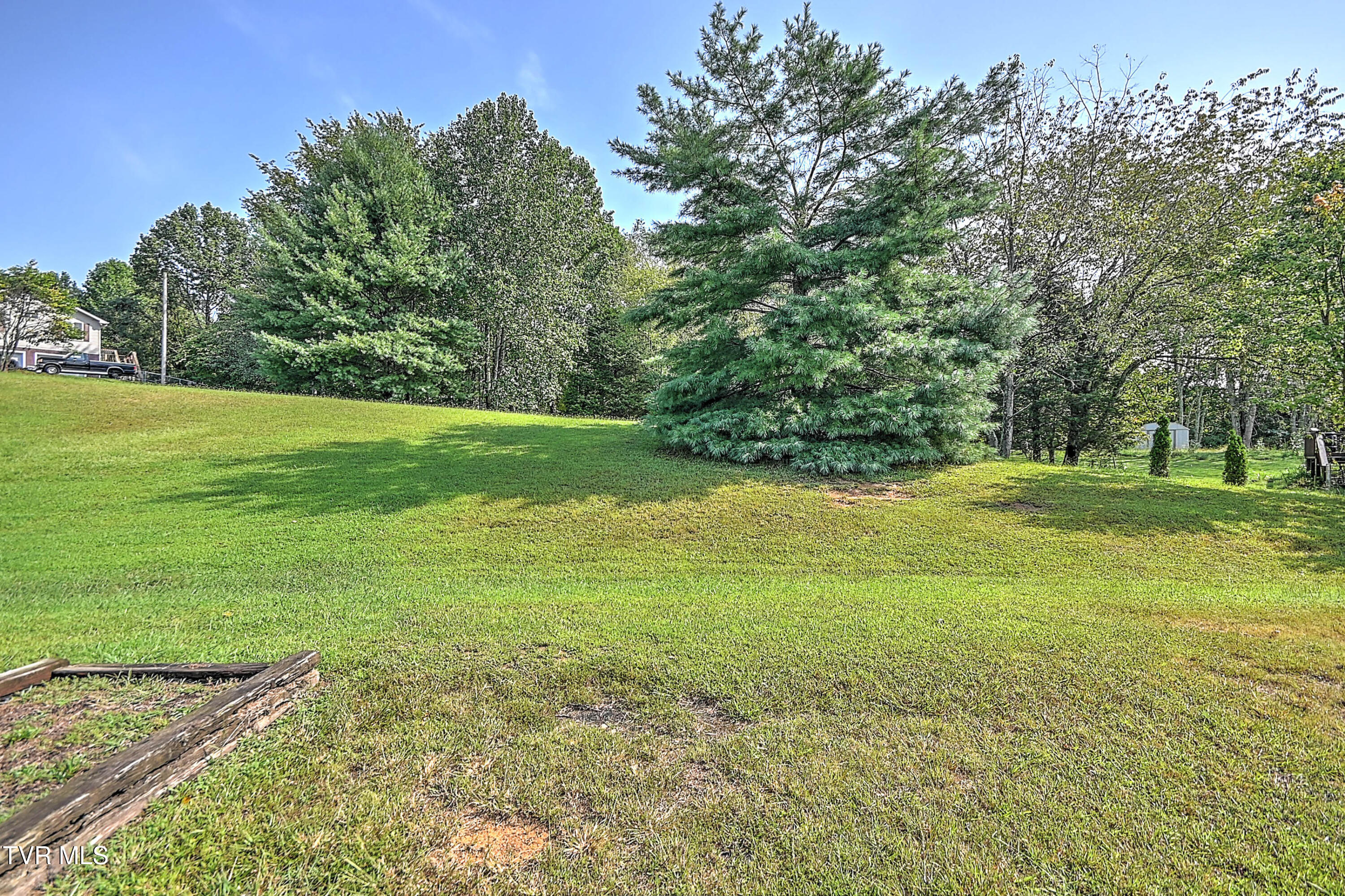 132 Tamarack Drive