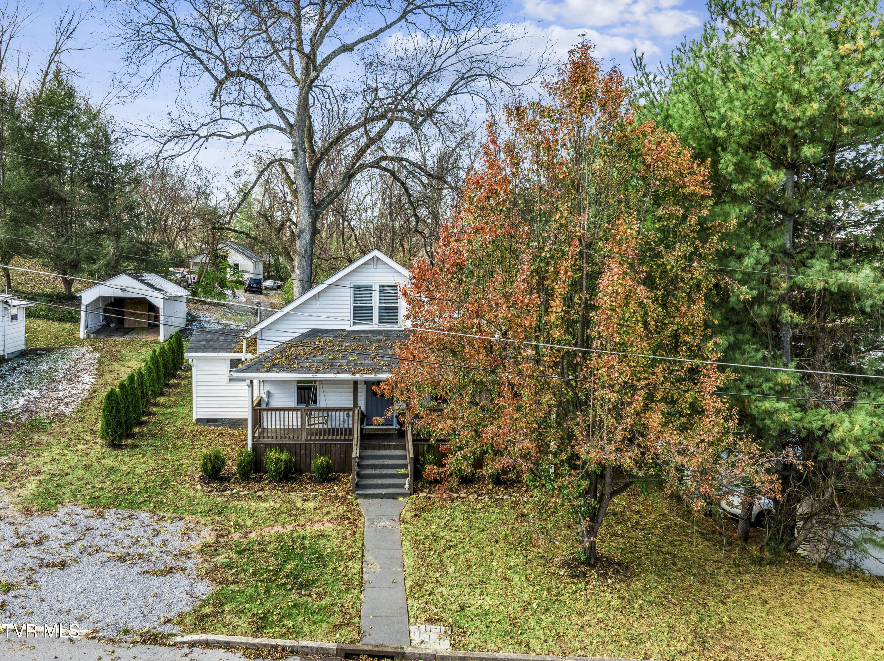 706 Treadway Street