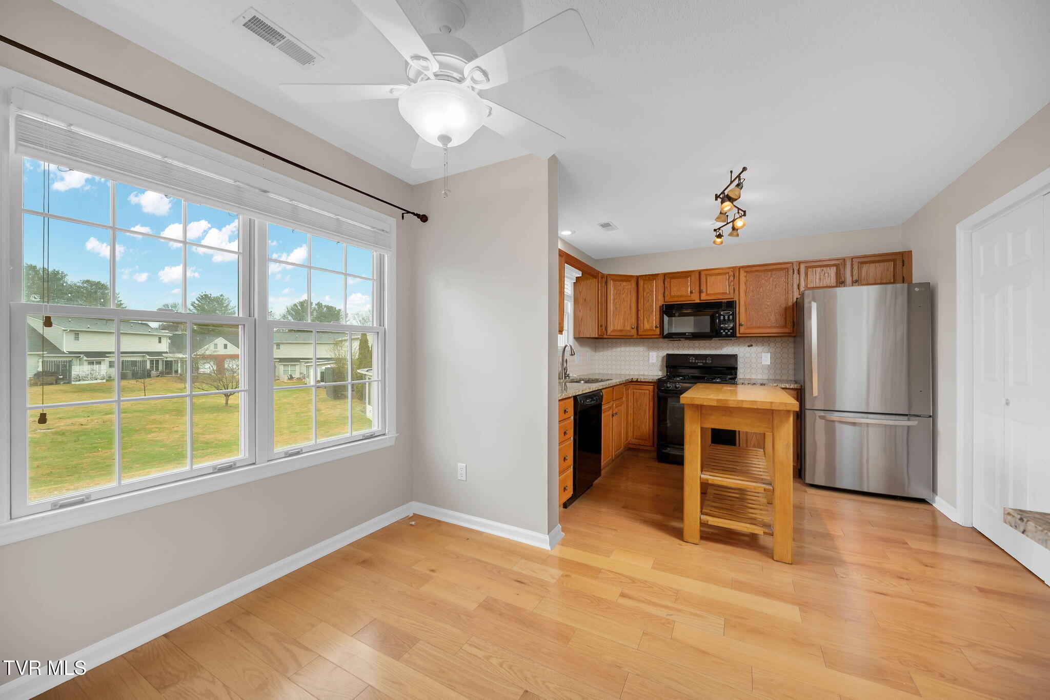 1725 West Lakeview Drive 70