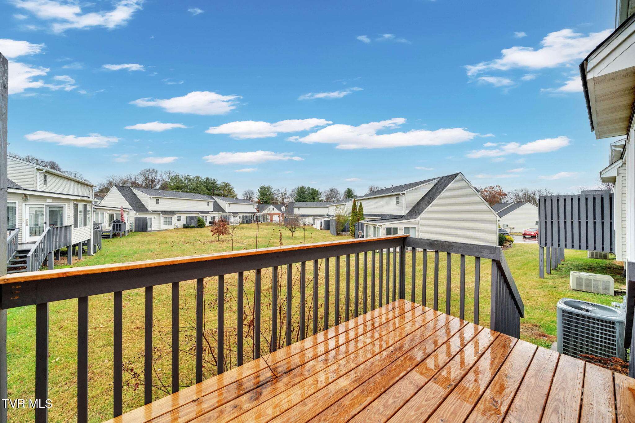 1725 West Lakeview Drive 70
