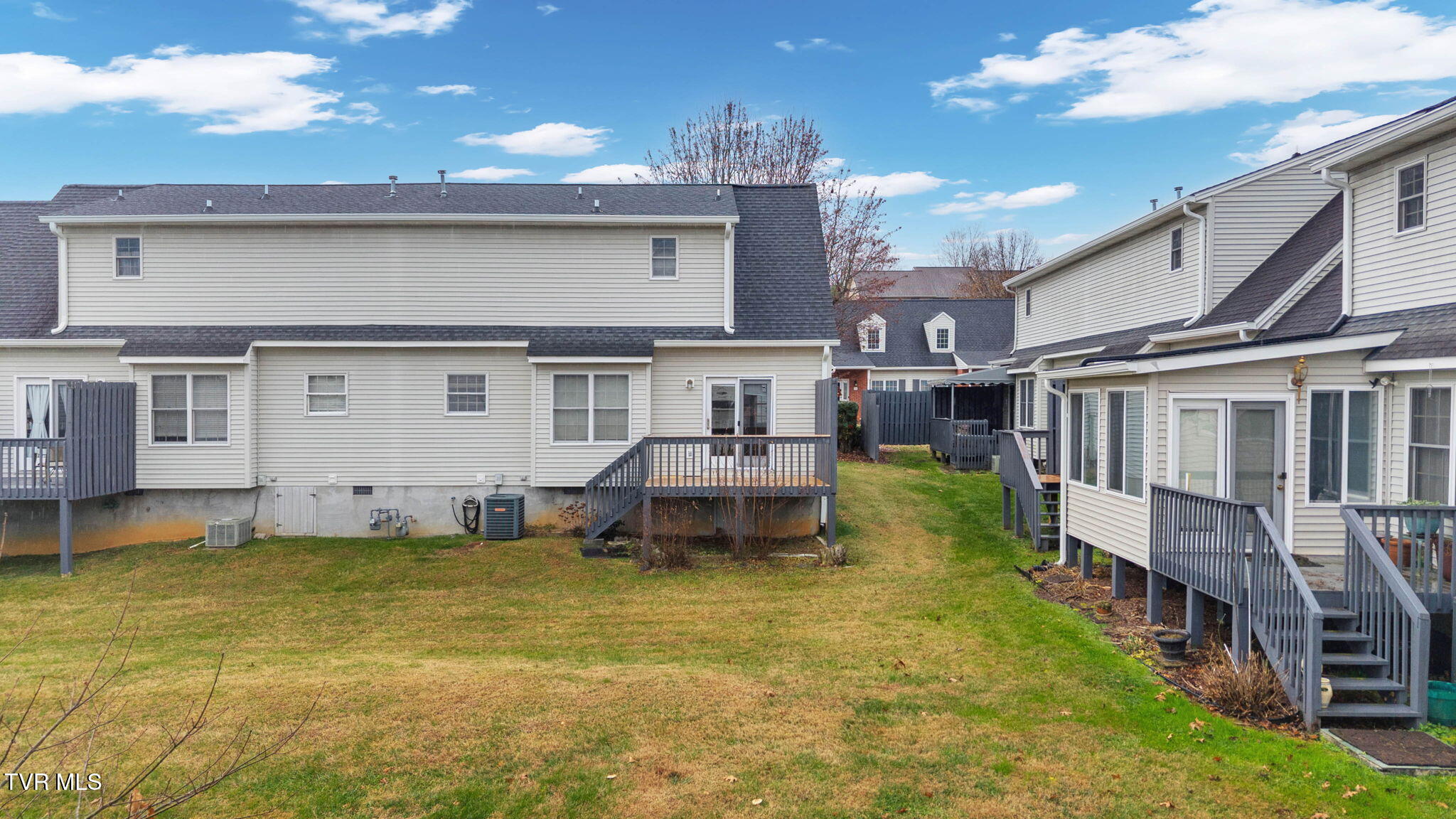 1725 West Lakeview Drive 70