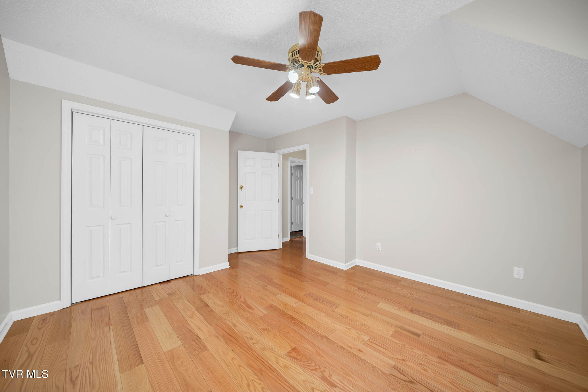 1725 West Lakeview Drive 70
