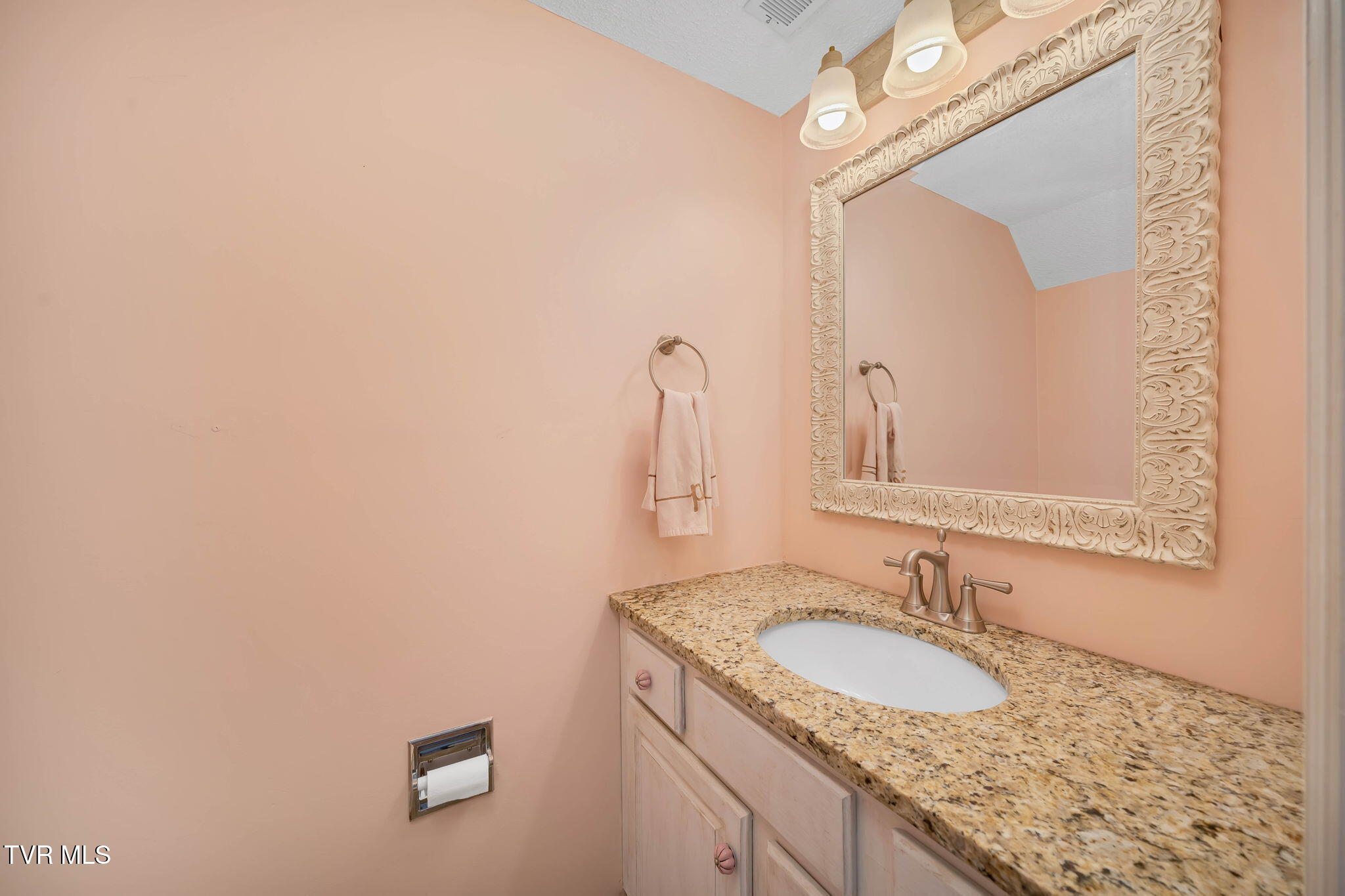 1725 West Lakeview Drive 70