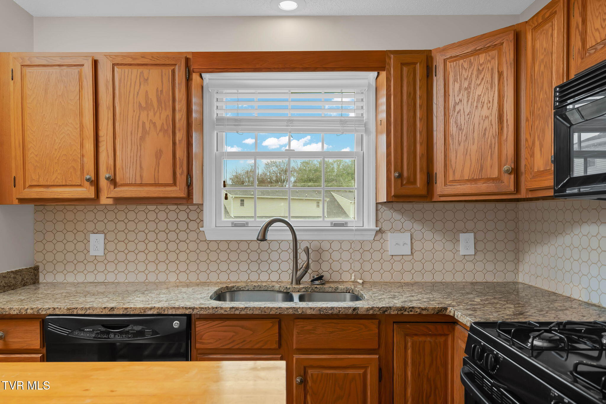 1725 West Lakeview Drive 70