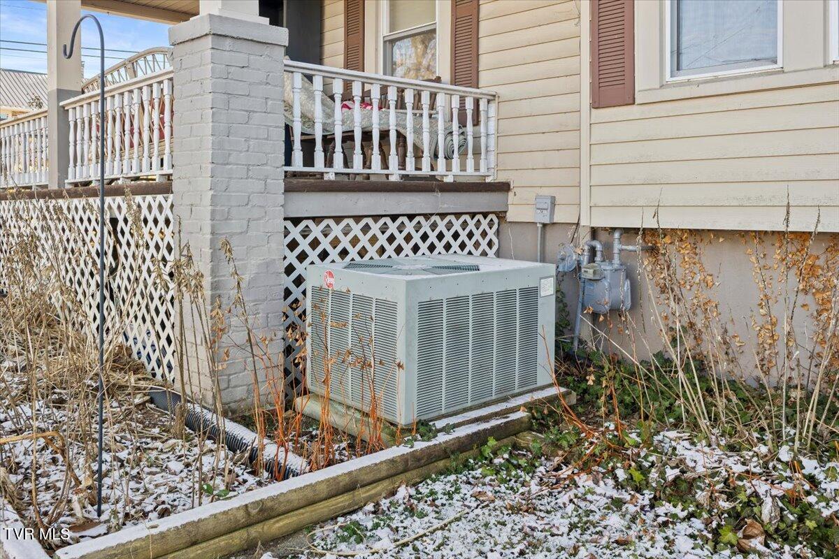 123 North Willow Avenue