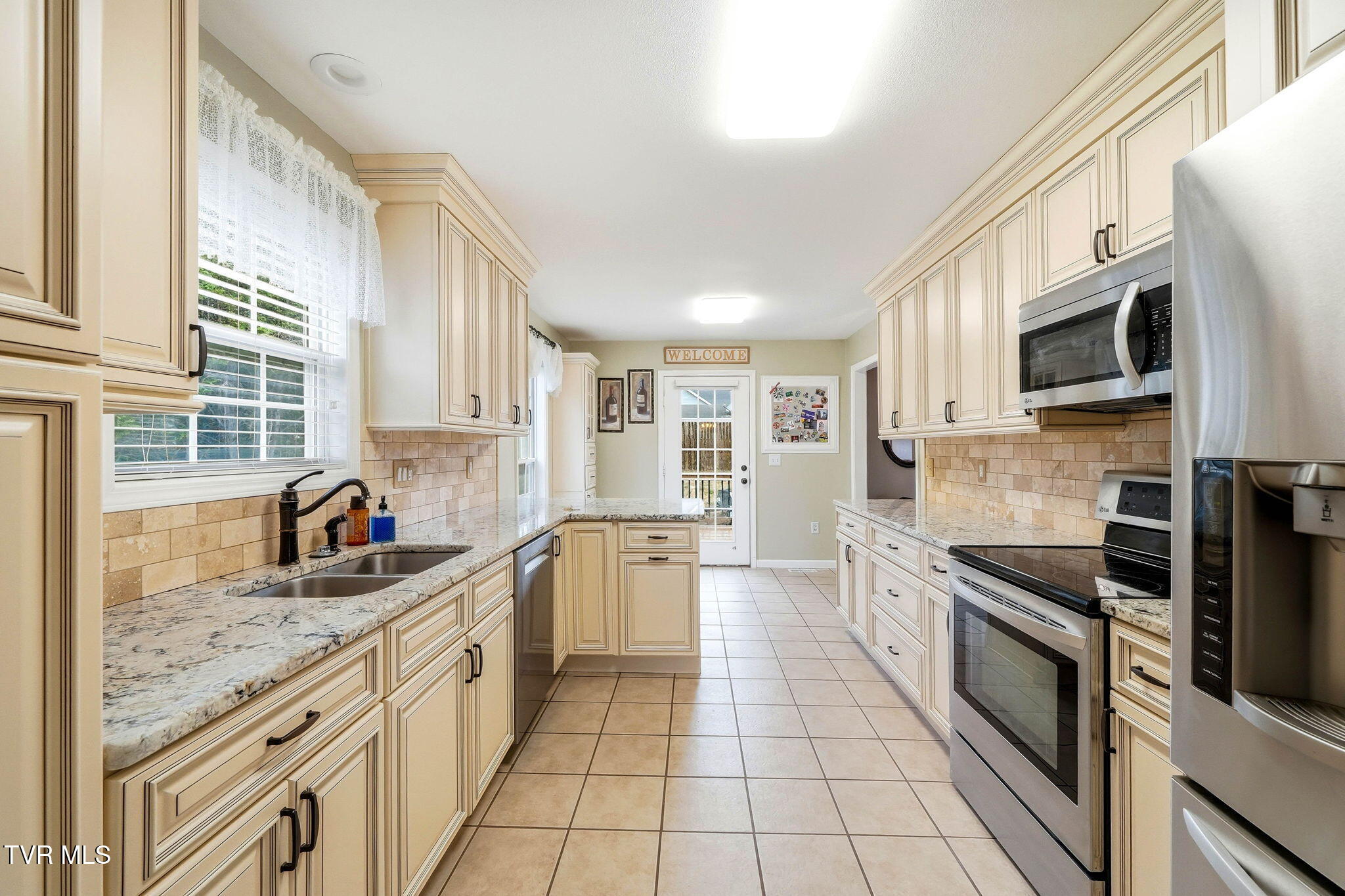 191 Royal Oaks Drive