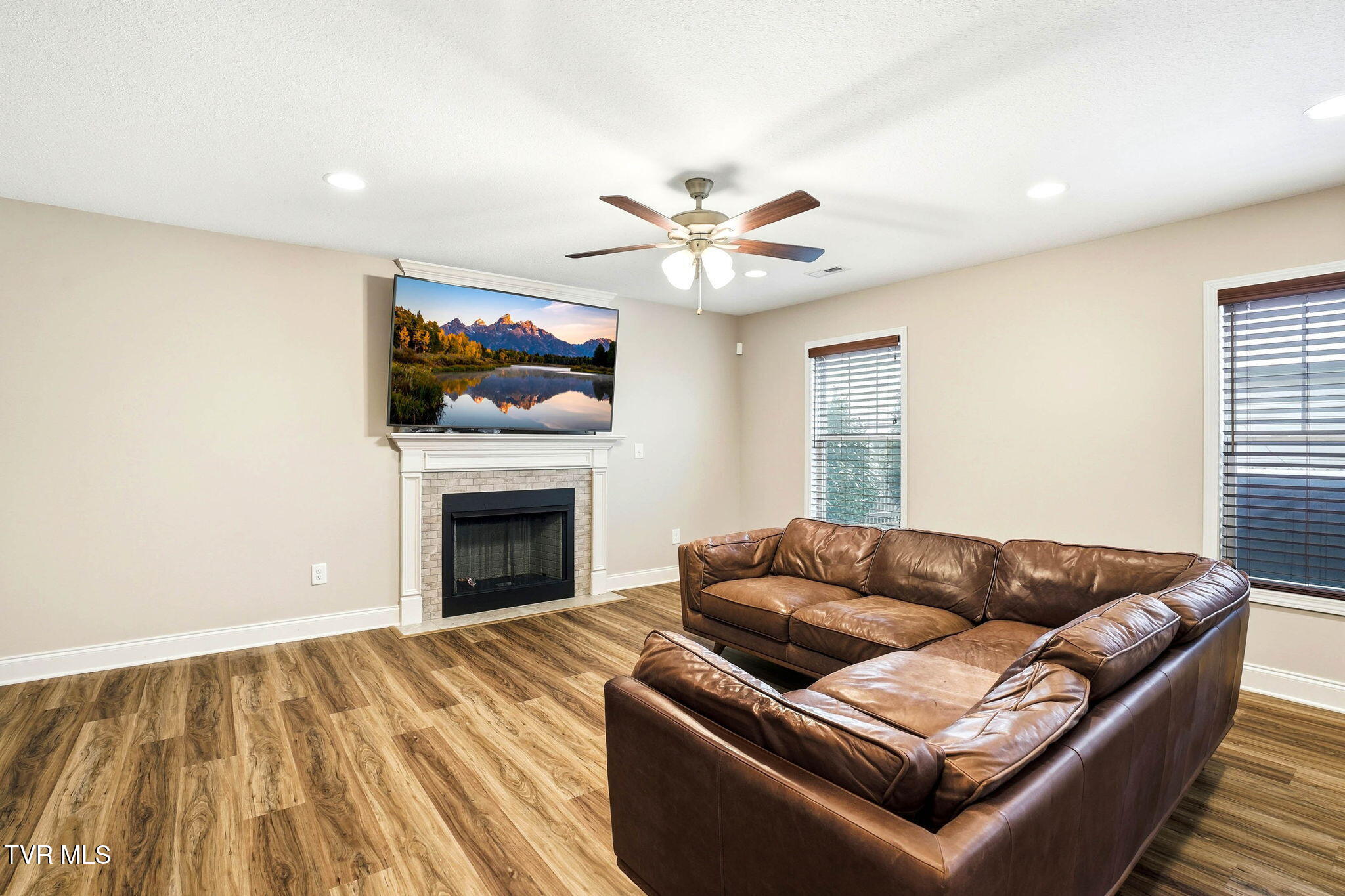 1265 Lemongrass Drive