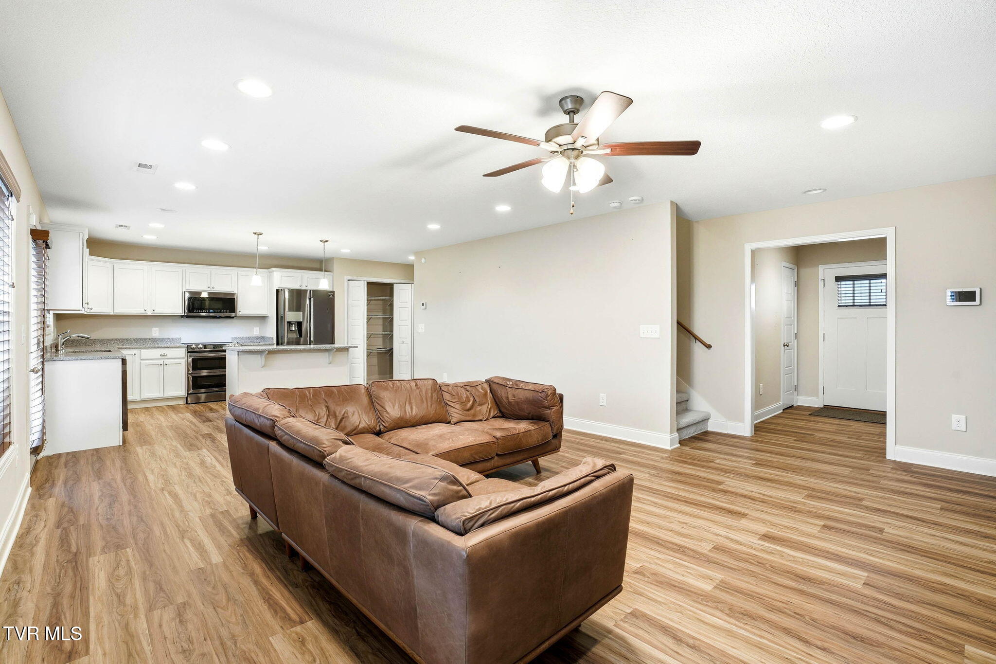1265 Lemongrass Drive