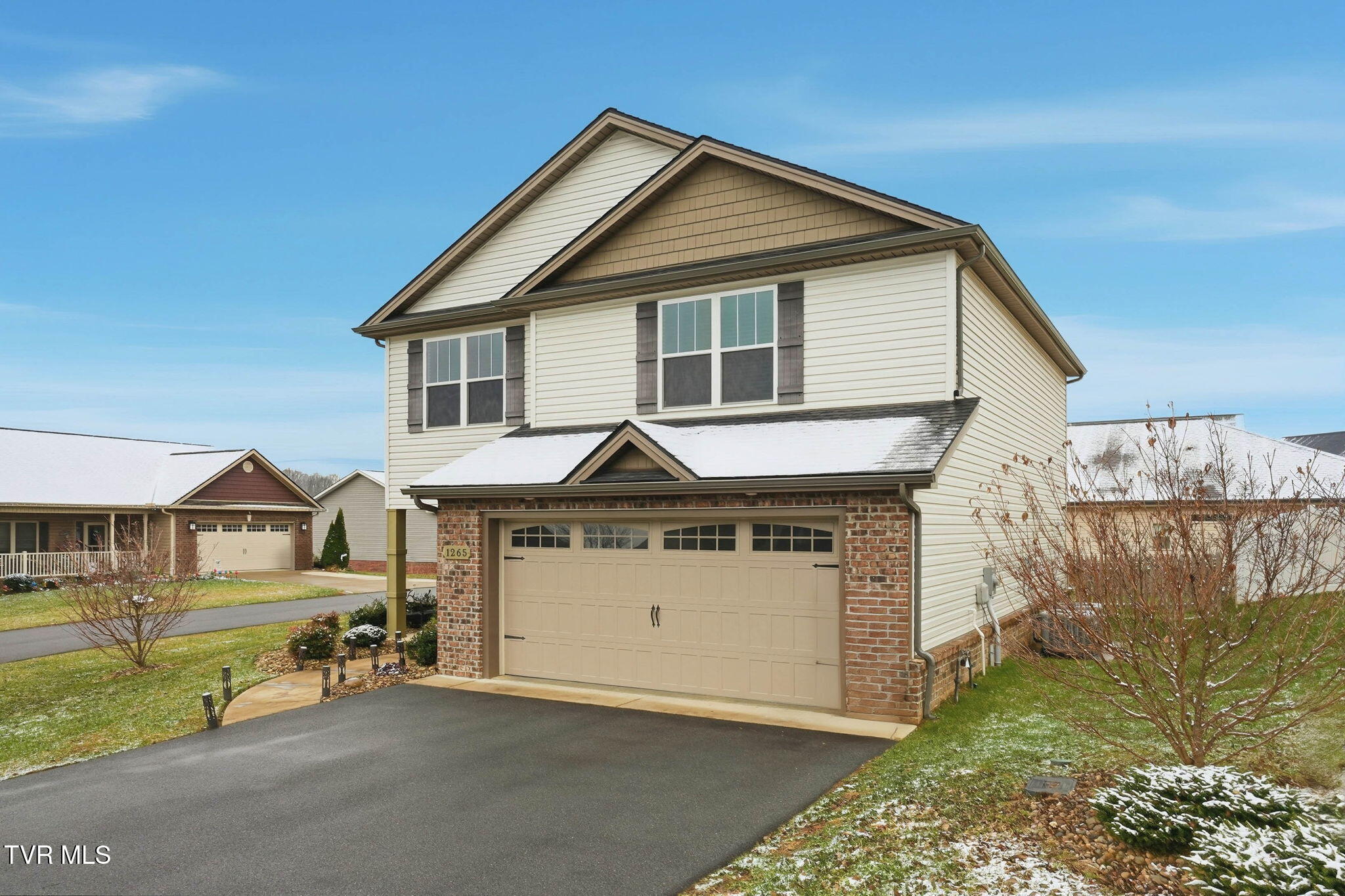1265 Lemongrass Drive