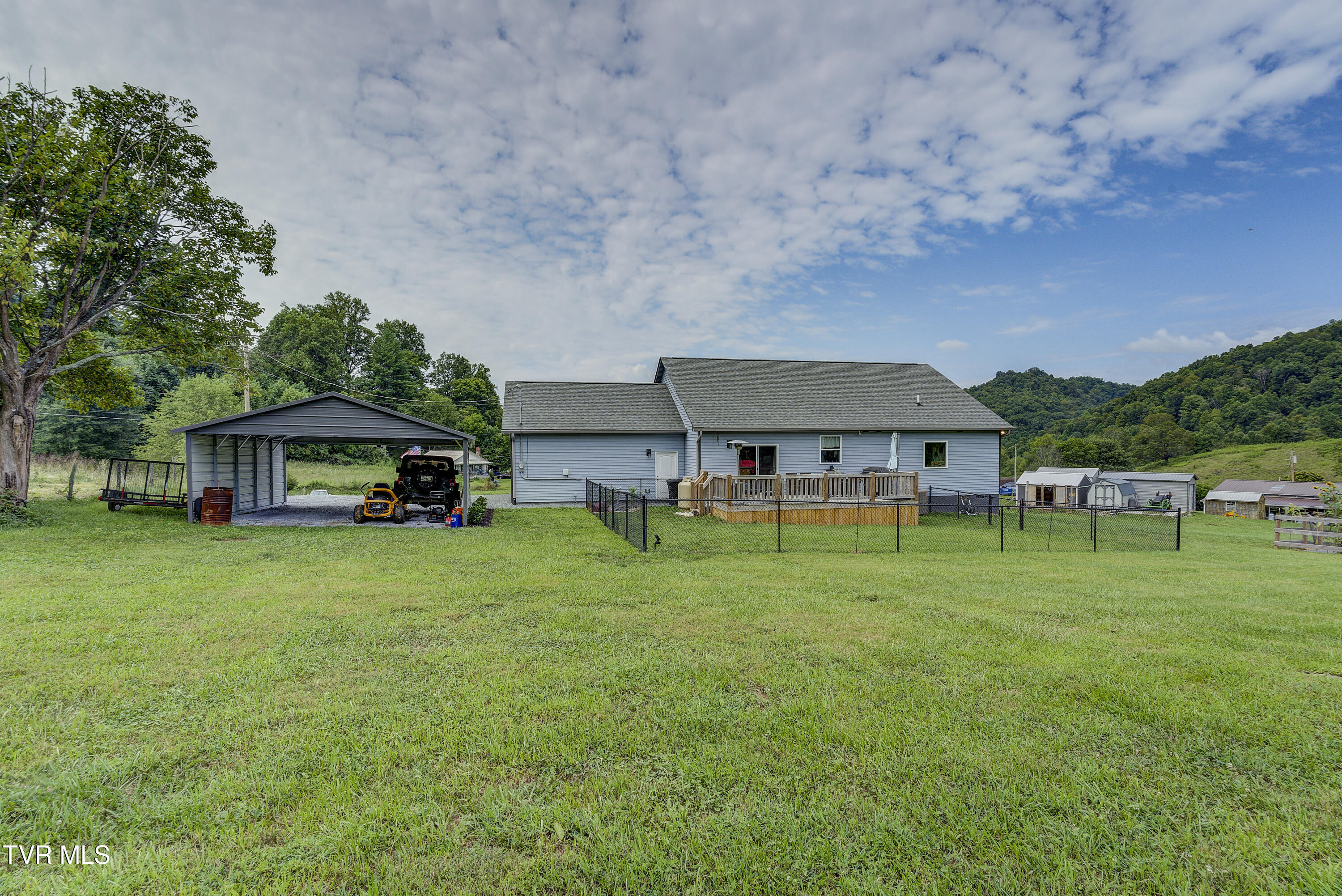 133 Ug Buckles Road