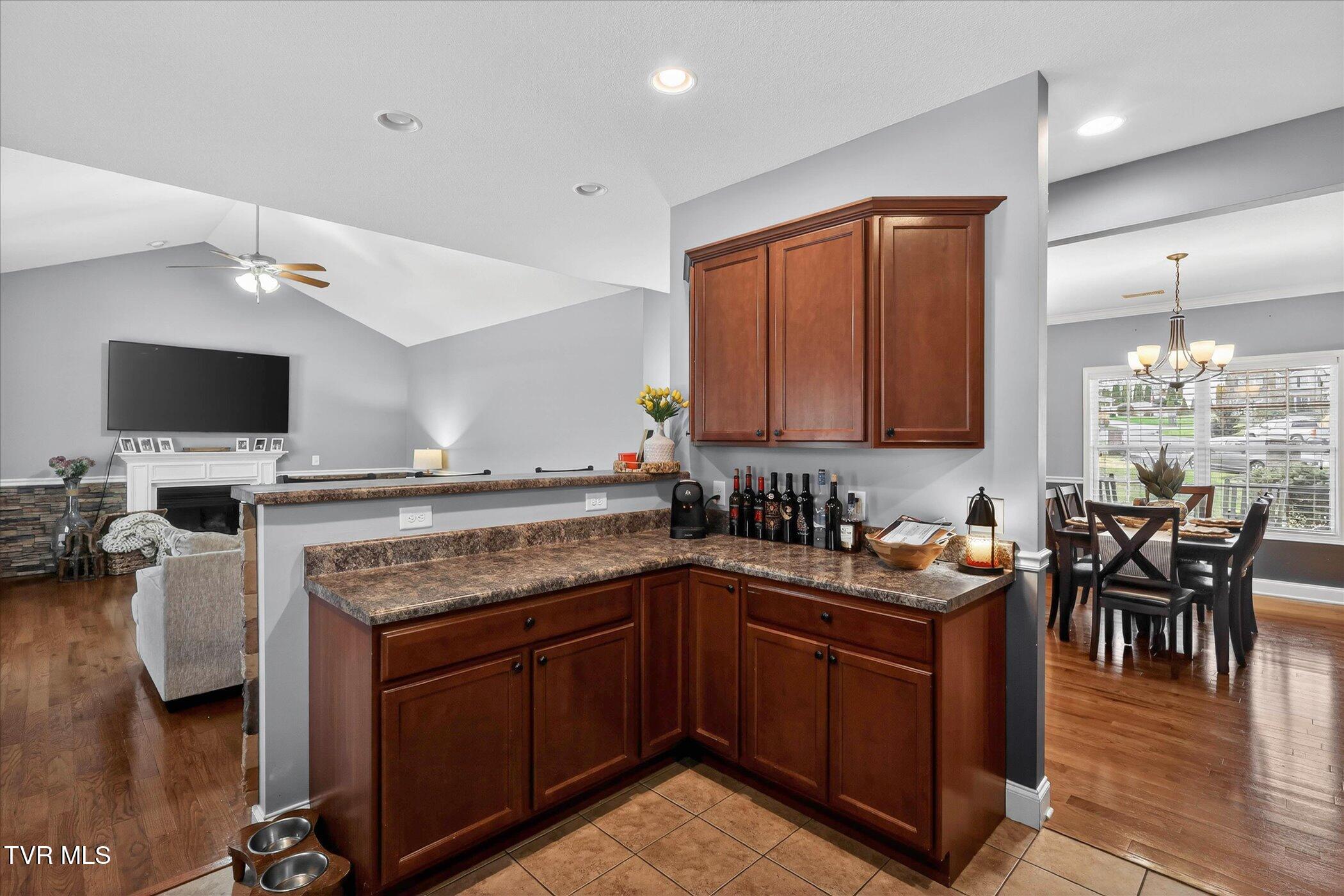 512 Cameron Court
