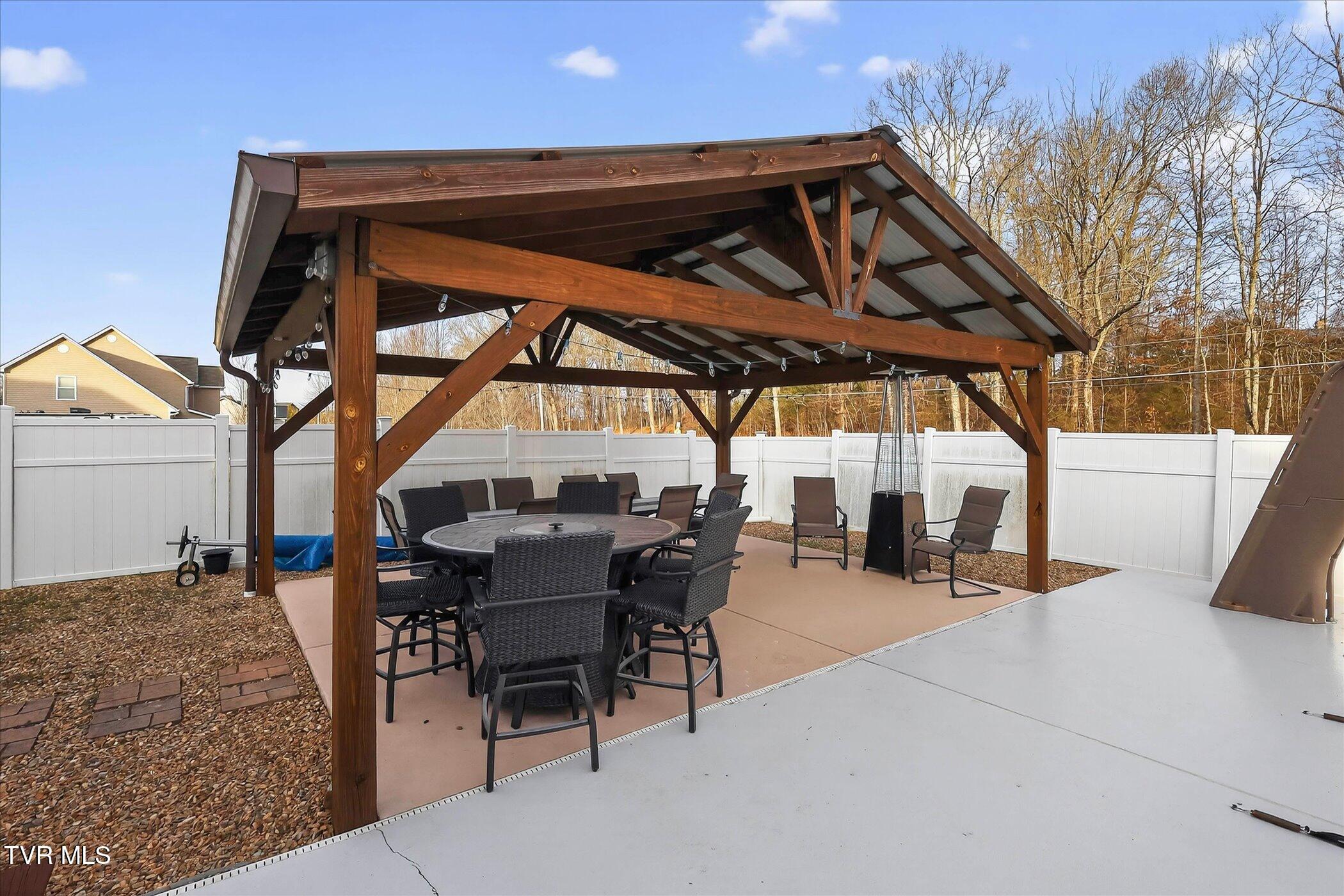 512 Cameron Court