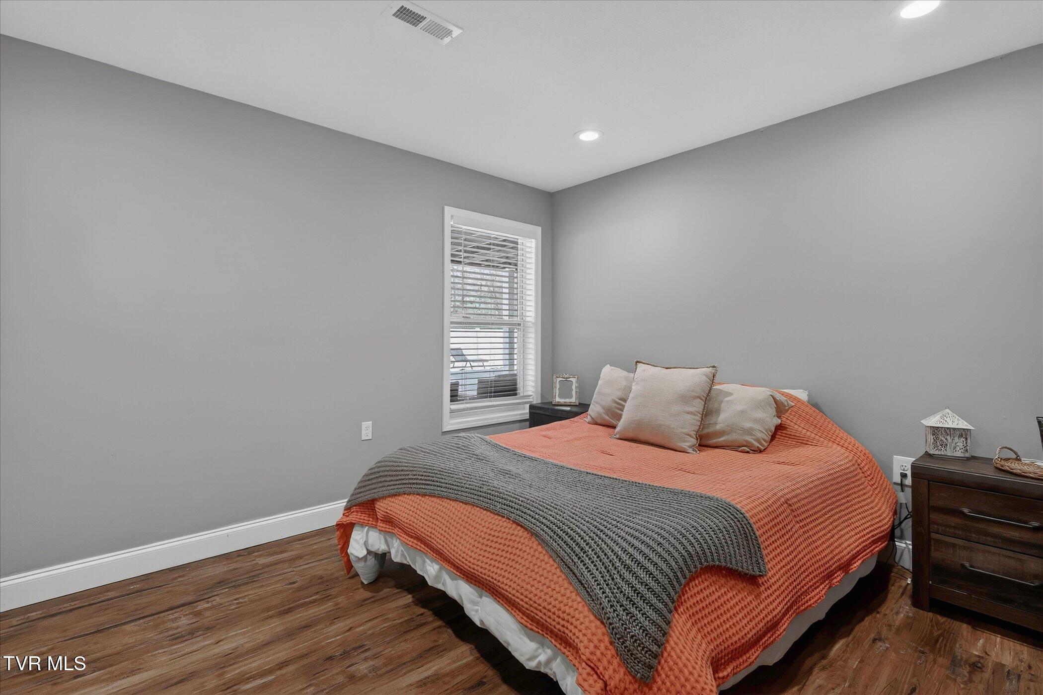 512 Cameron Court