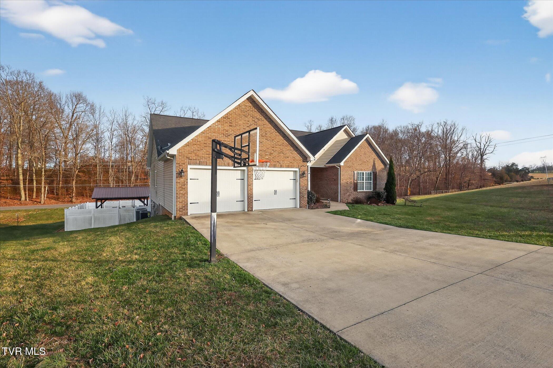 512 Cameron Court