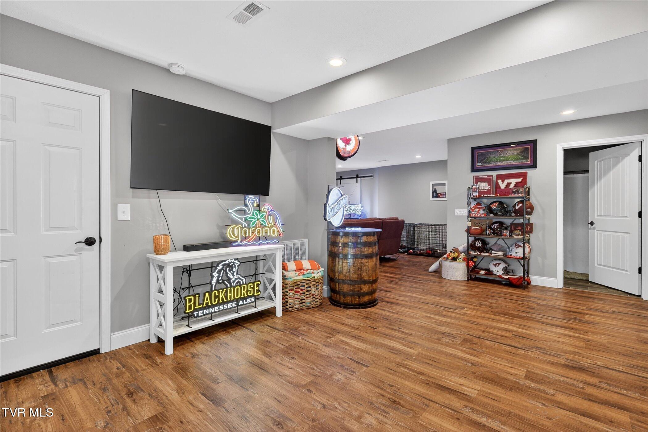 512 Cameron Court
