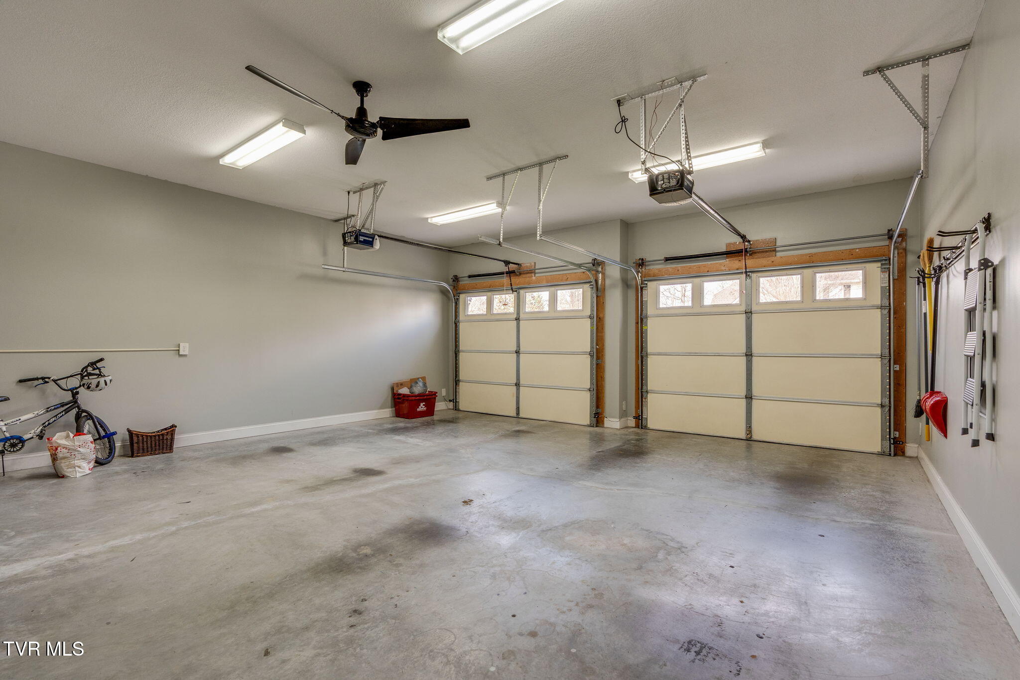 121 Springwinds Loop