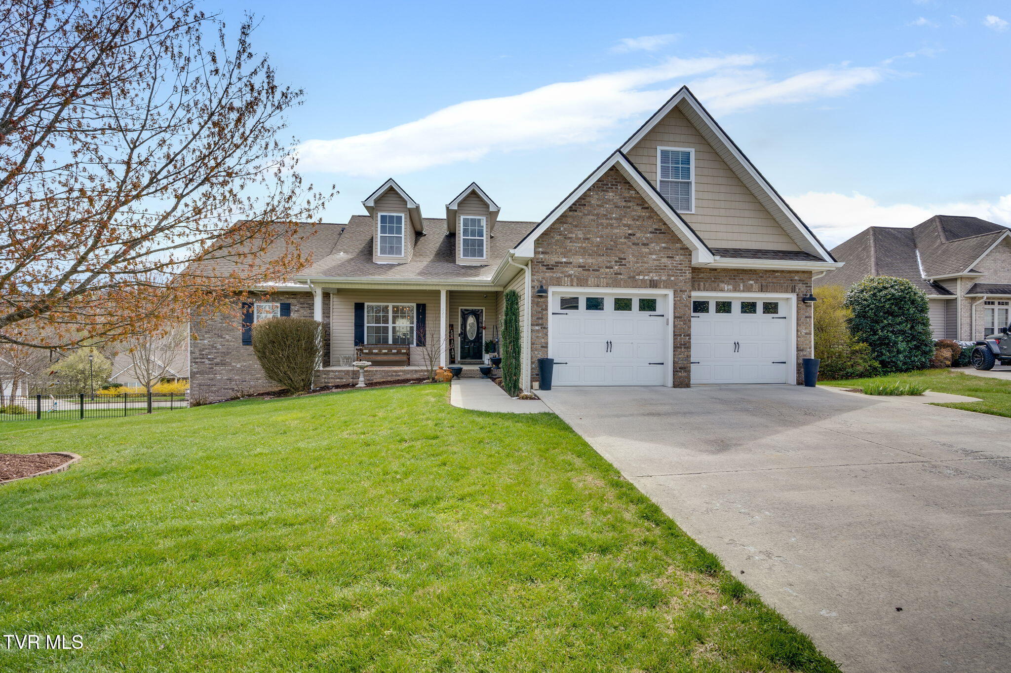 121 Springwinds Loop