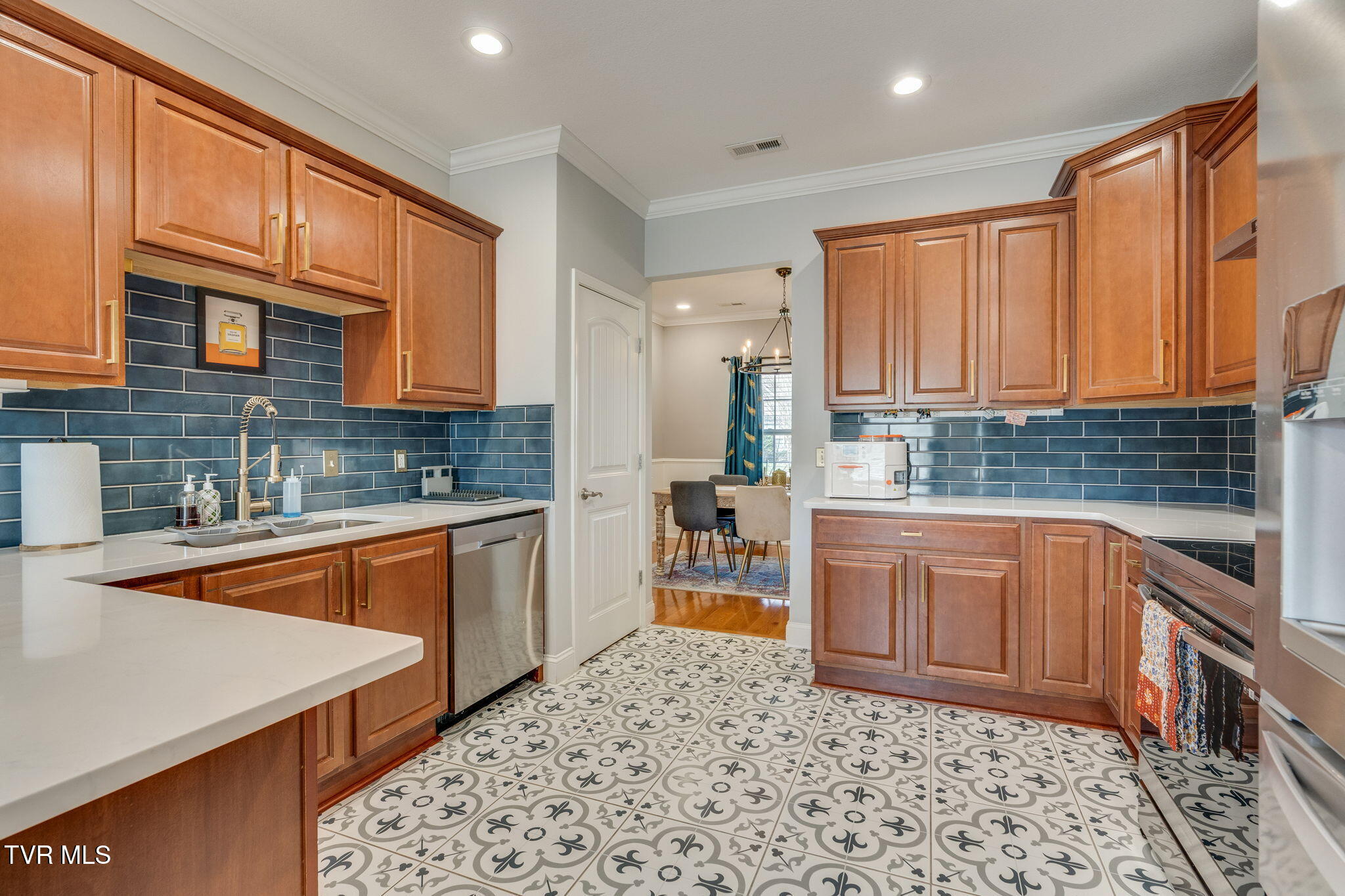 121 Springwinds Loop
