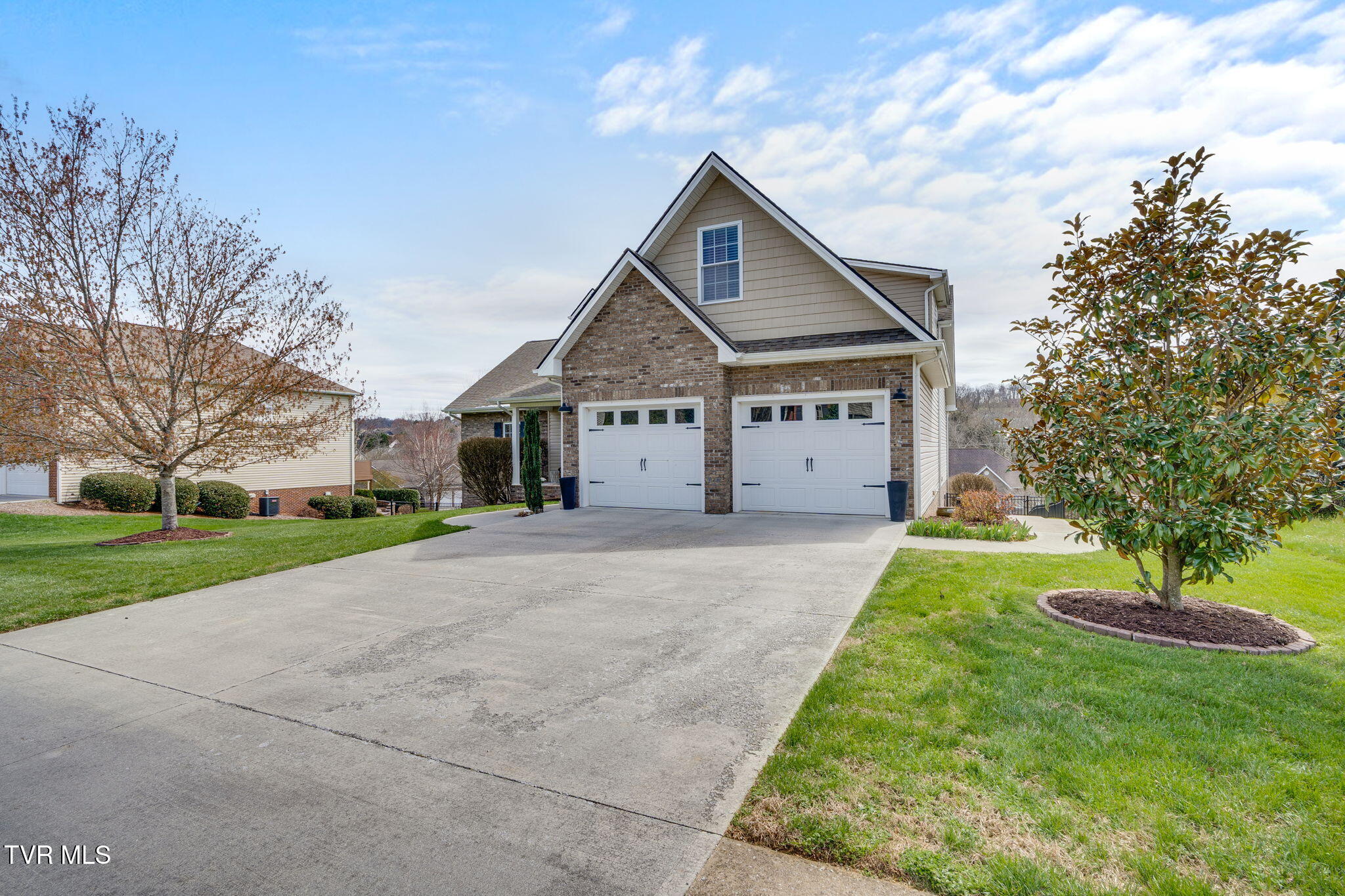 121 Springwinds Loop