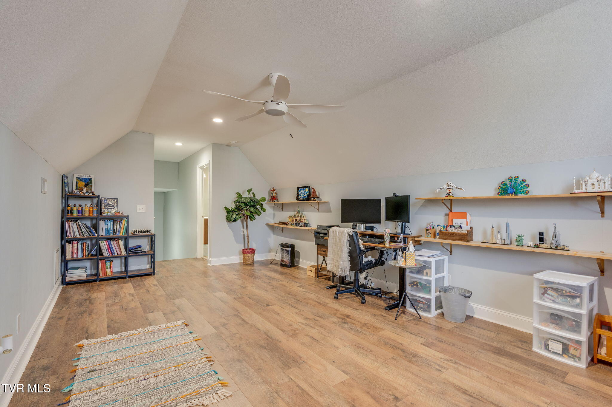 121 Springwinds Loop