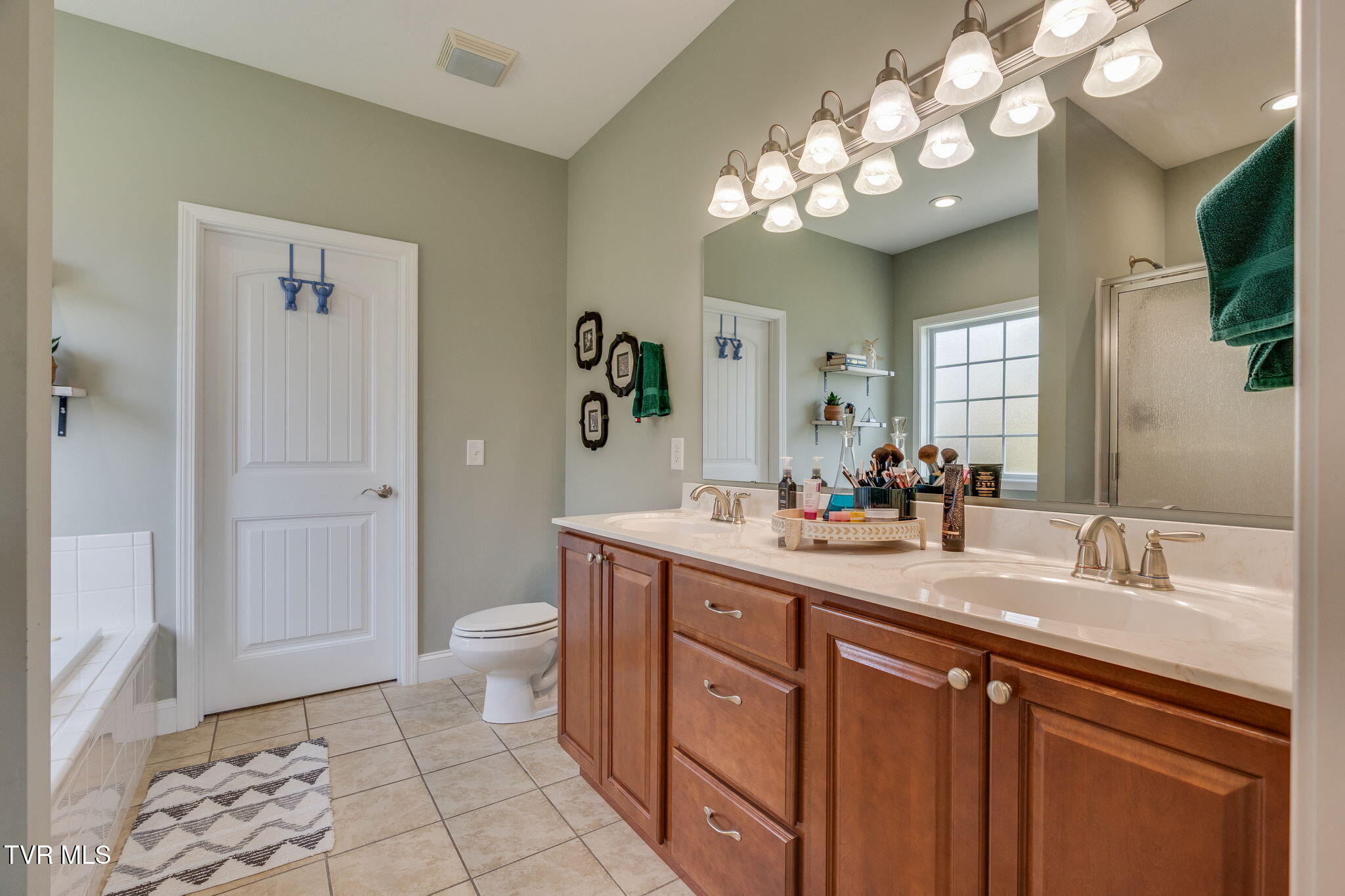 121 Springwinds Loop